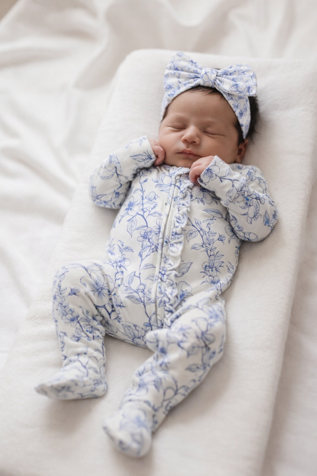 Blue Vintage Floral Bamboo Bow