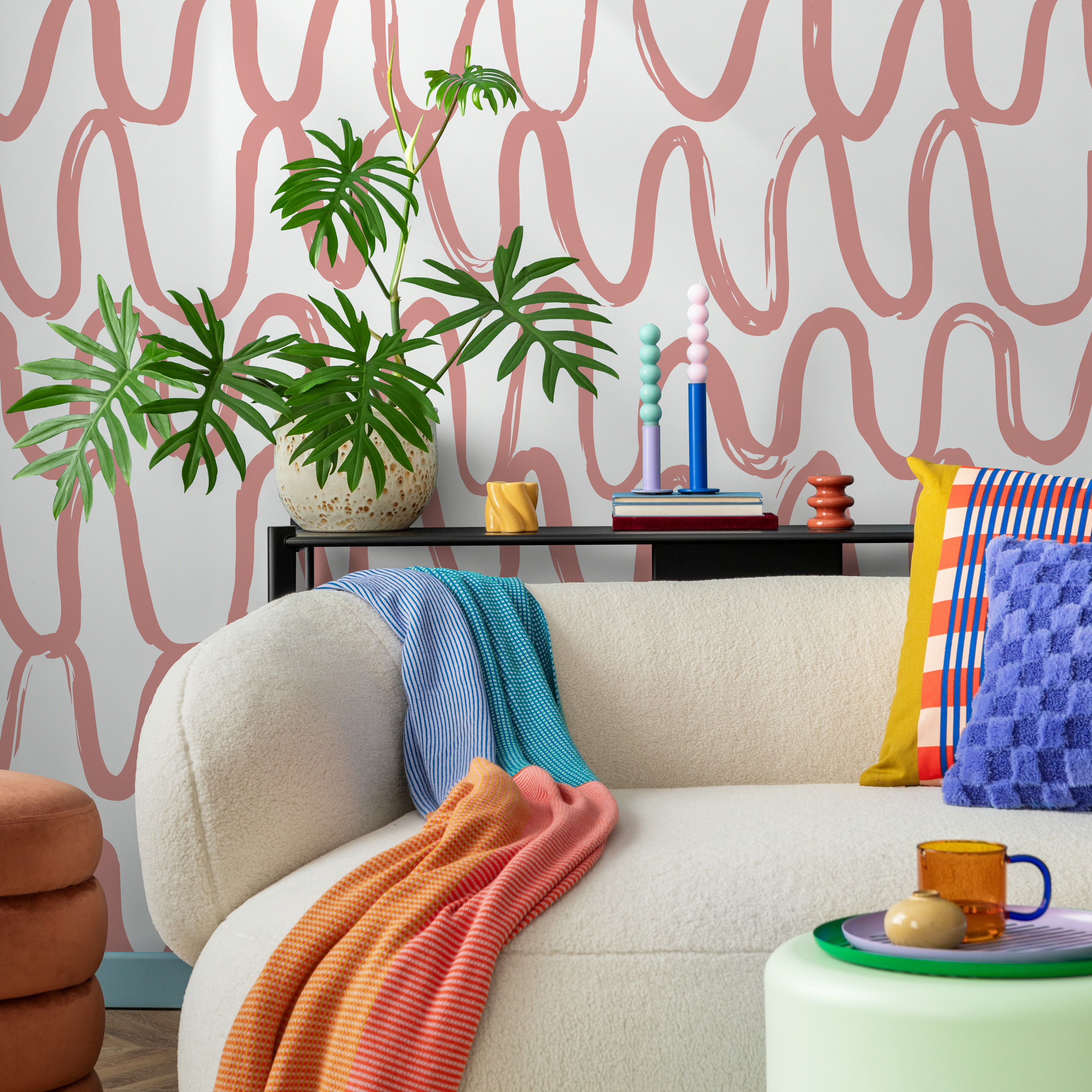 Abstract Wallpaper With Wavy Brushstroke Lines In Pink - D351