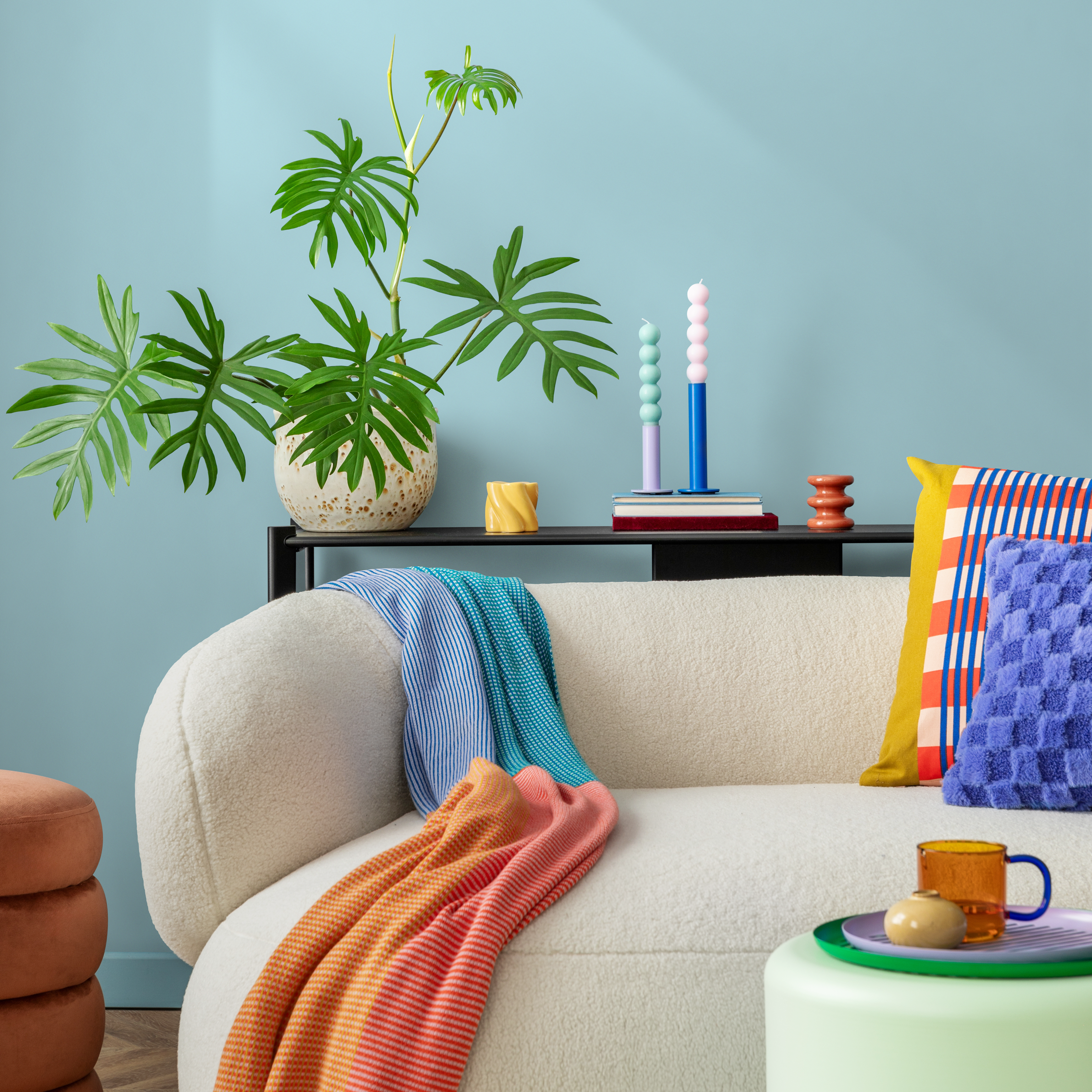 Solid Color Wallpaper In Sky Blue - D441