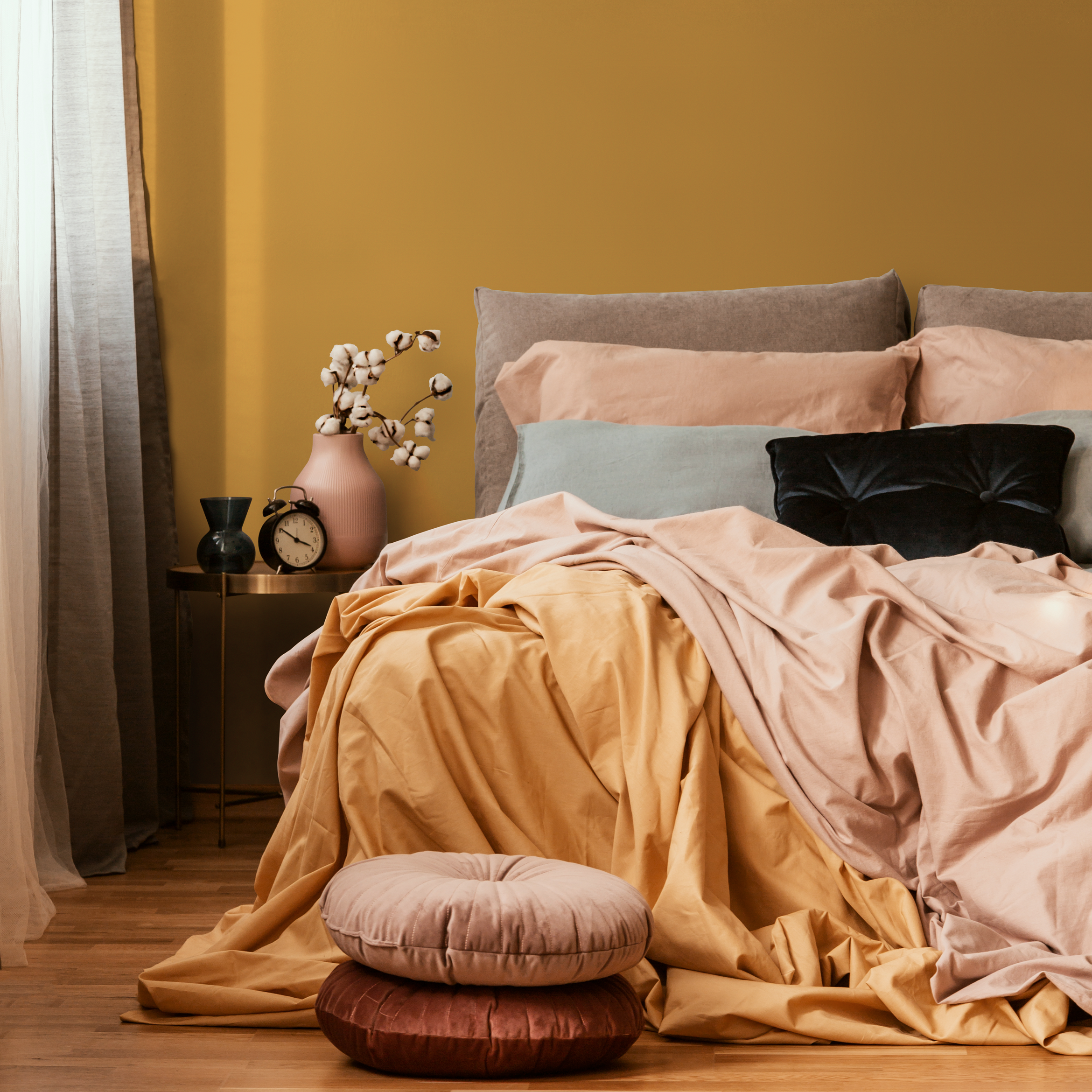 Solid Color Wallpaper In A Warm Indian Yellow - D459