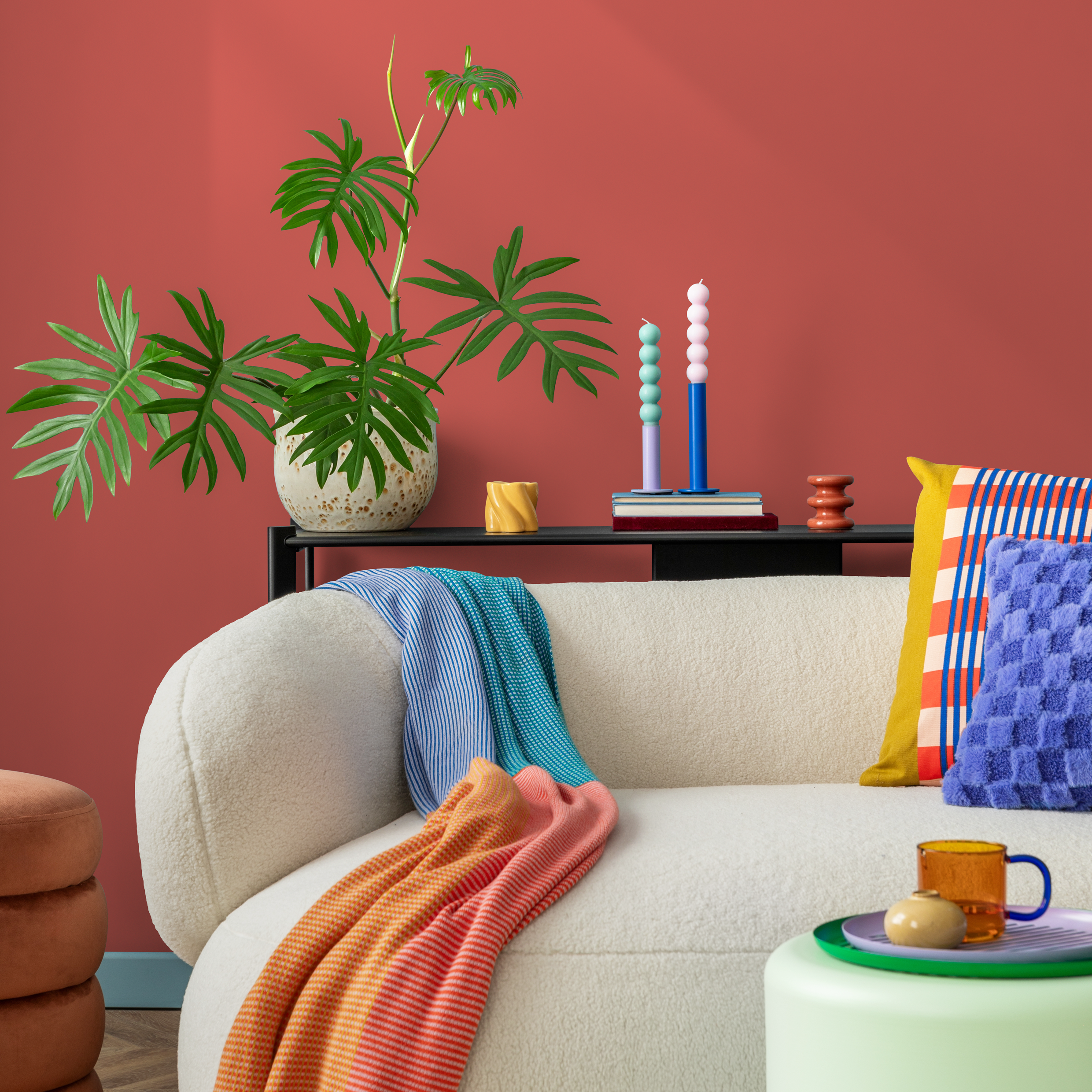 Solid Color Wallpaper In A Rich Indian Red - D462