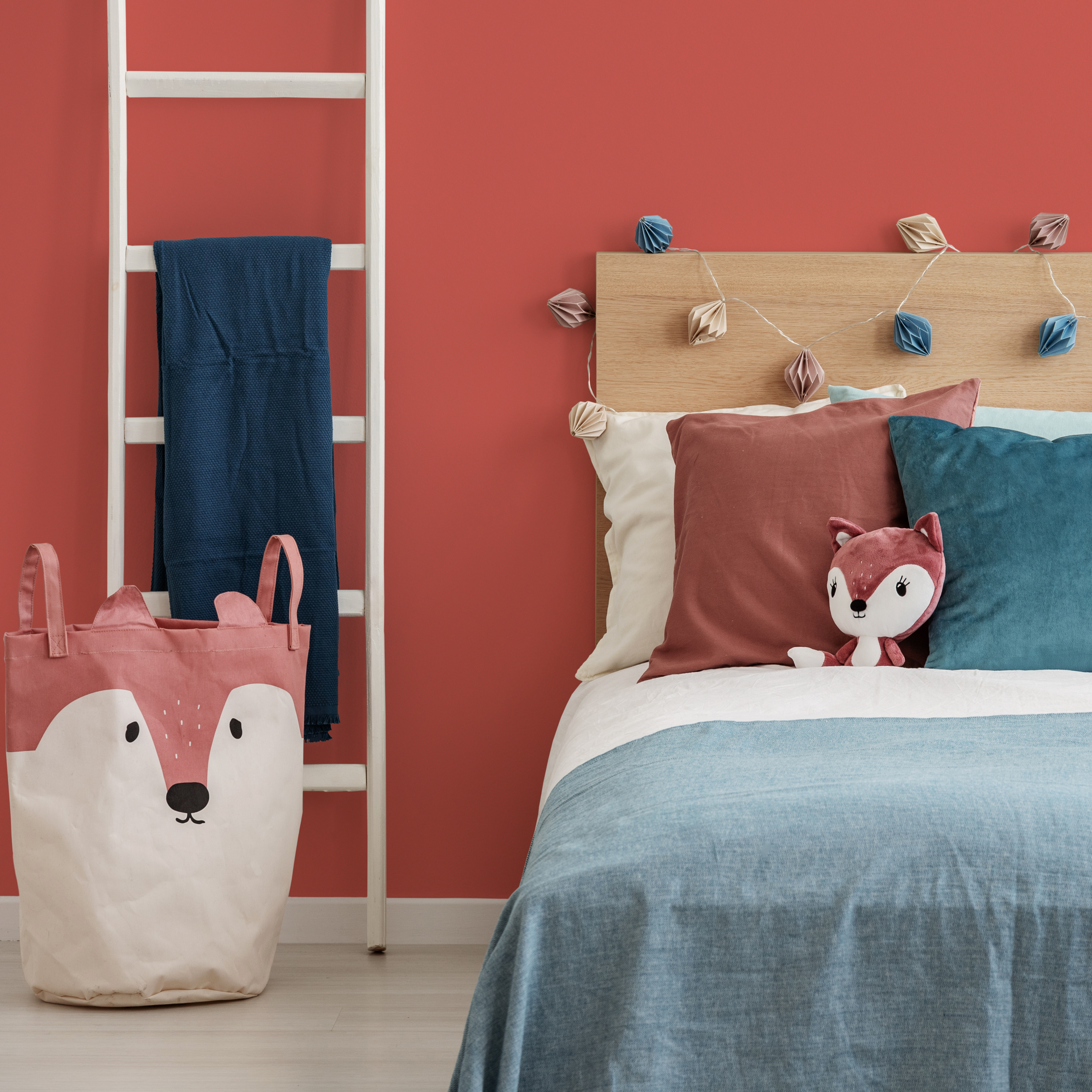 Solid Color Wallpaper In A Rich Indian Red - D462