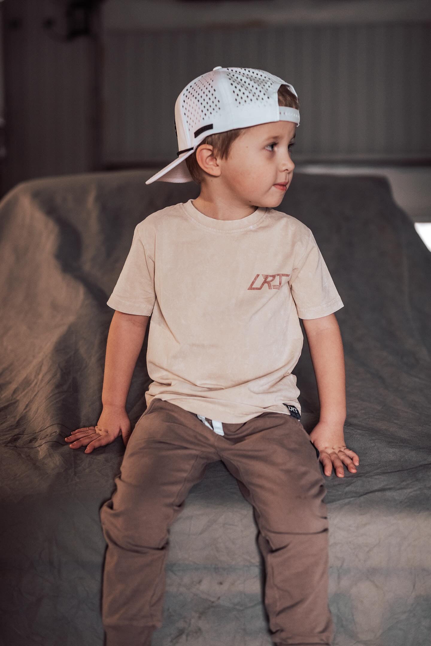 Finish Line White Adventure Snapback // Water-resistant