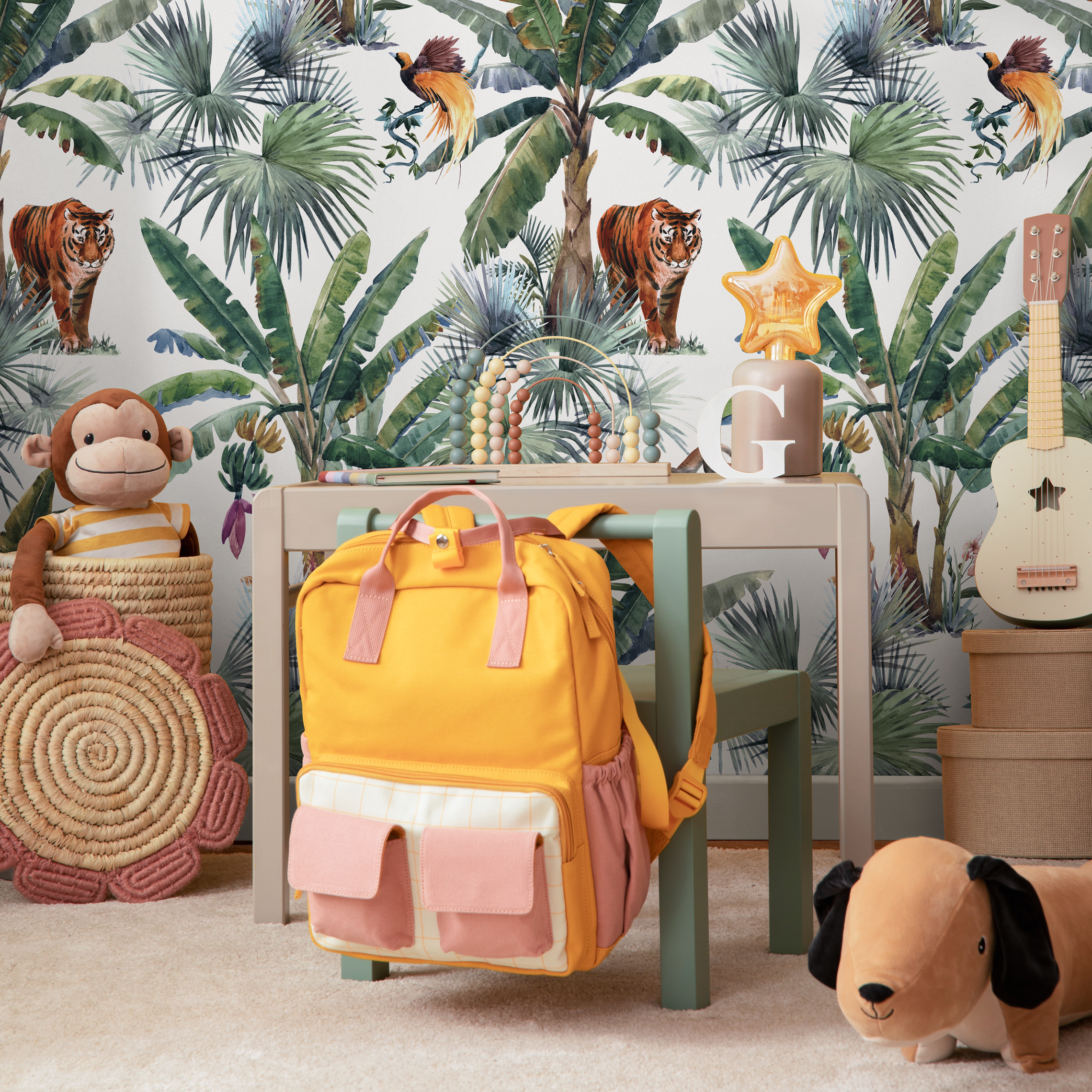 Botanical Wallpaper With A Tropical Jungle Scene In Green And Orange - D645