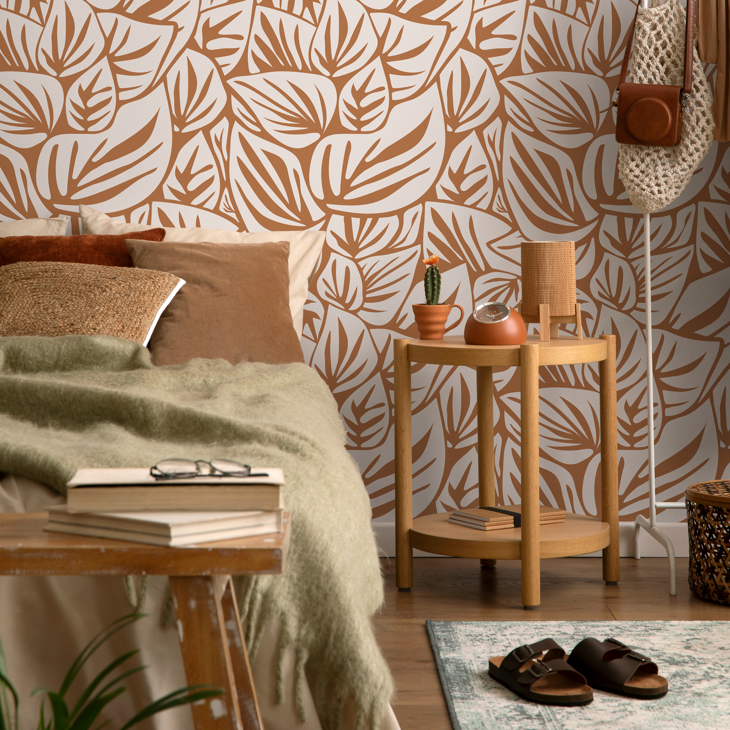 Botanical Wallpaper Featuring Stylized Leaves In Orange And Beige - D648