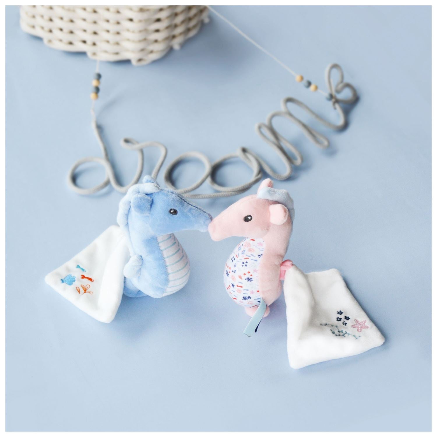 Under The Sea: Seahorse Plush With Doudou Blanket