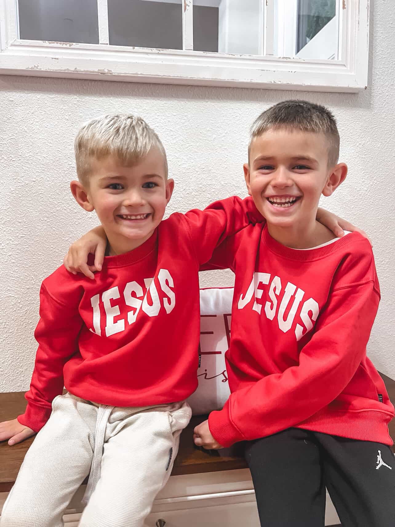 Jesus Varsity Crew- Kids Sweatshirt