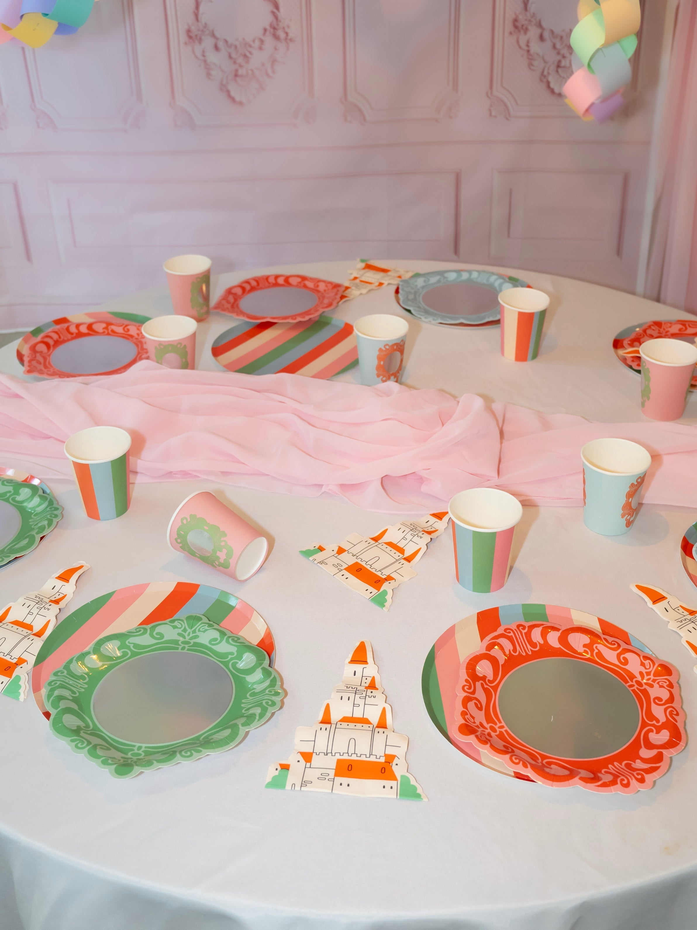 Mirror Mirror And Striped Cups (x 12) - Princess Party