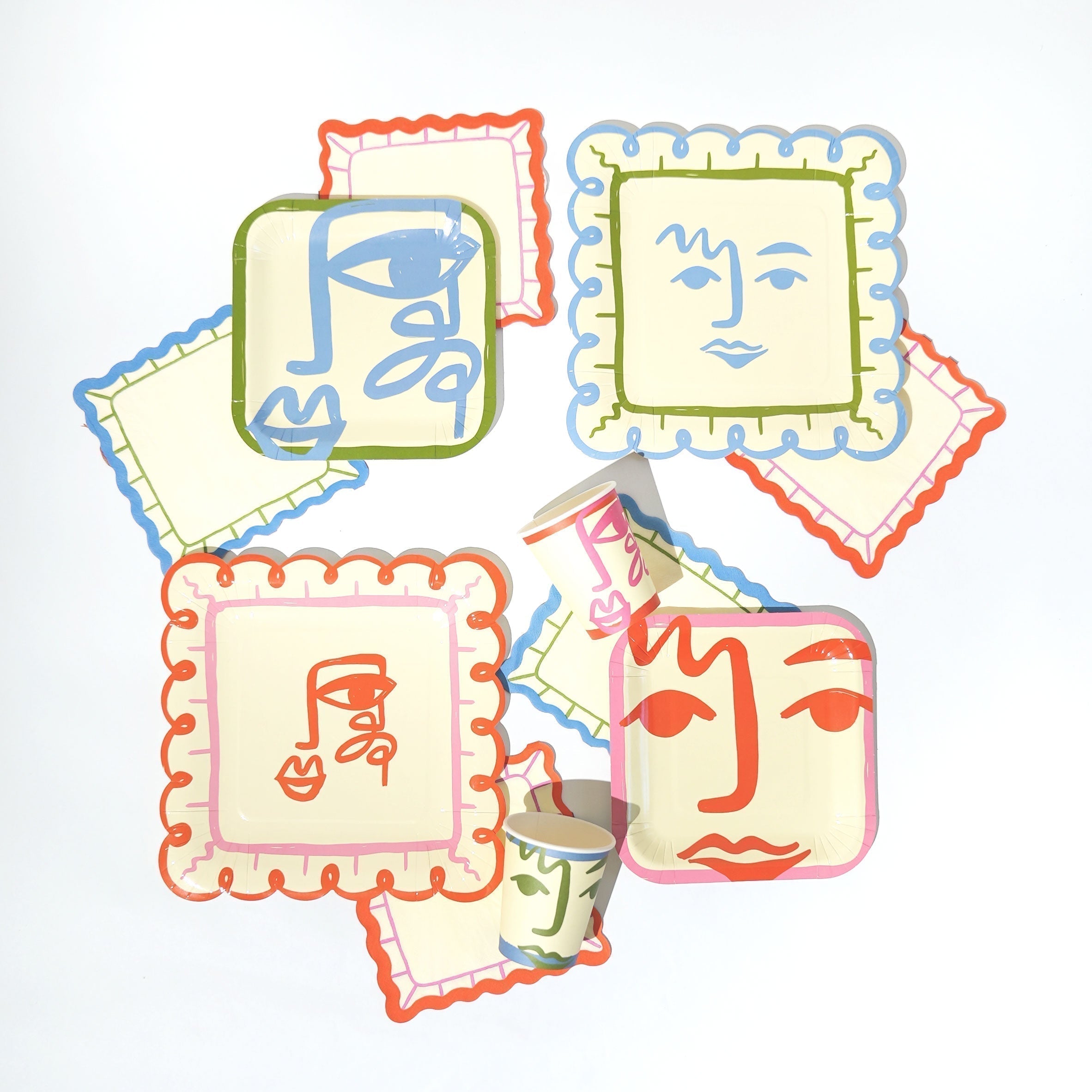 Face Party Cups (x 12) - Art Party Theme