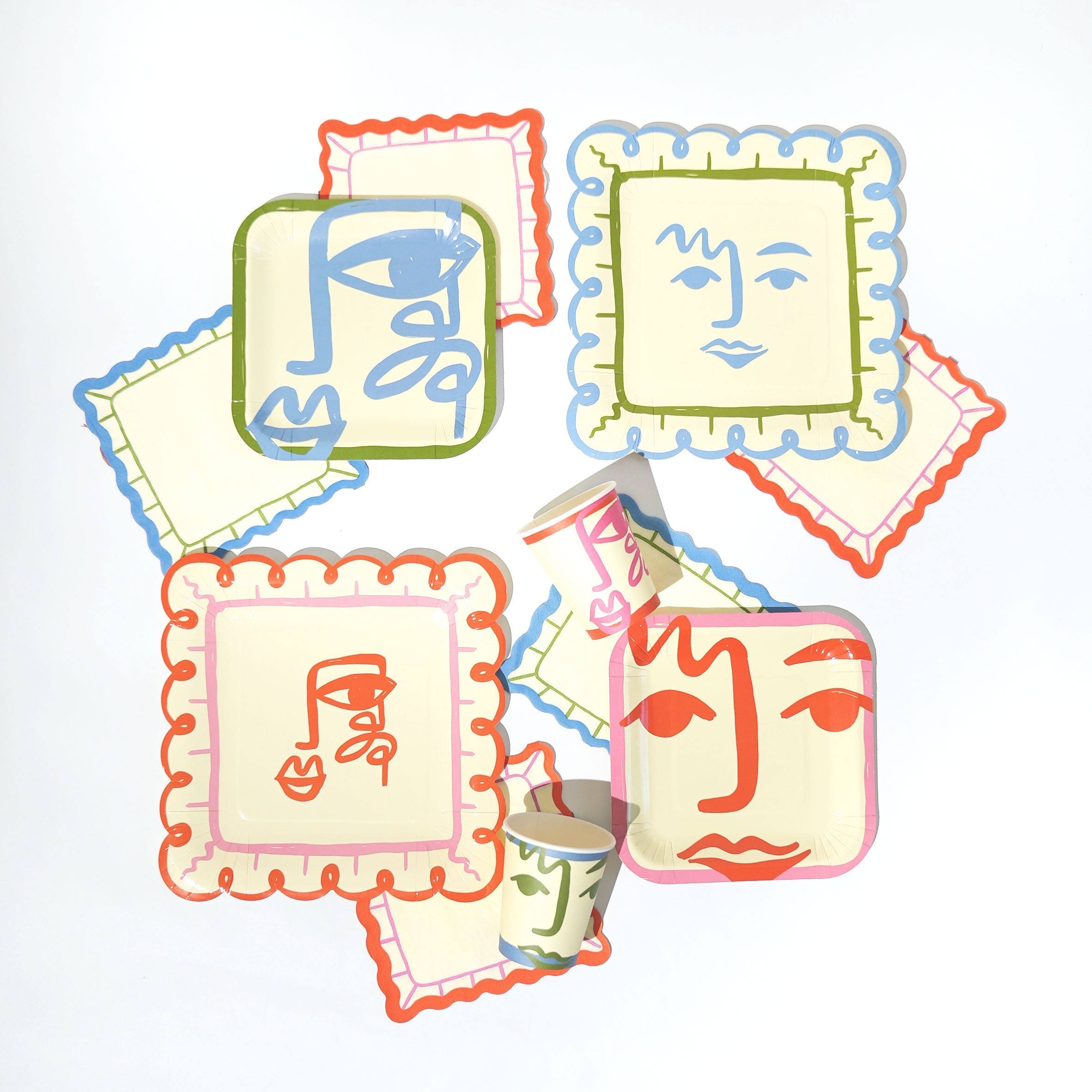 Face Party Cups (x 12) - Art Party Theme