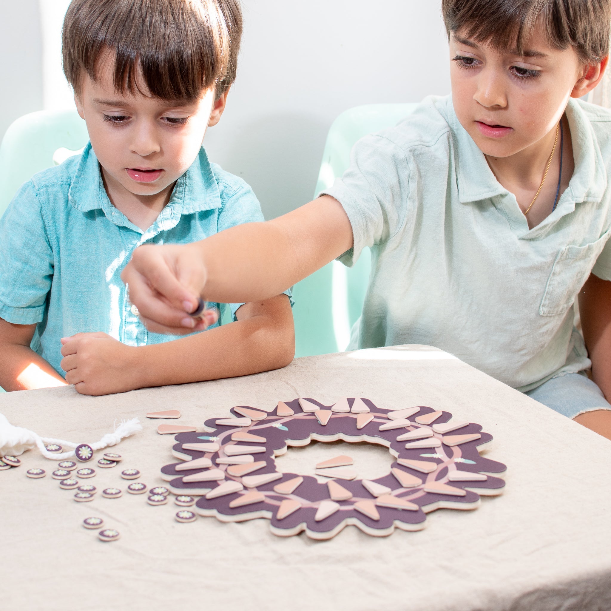 Crown Of Thorns Lent Magnet Set