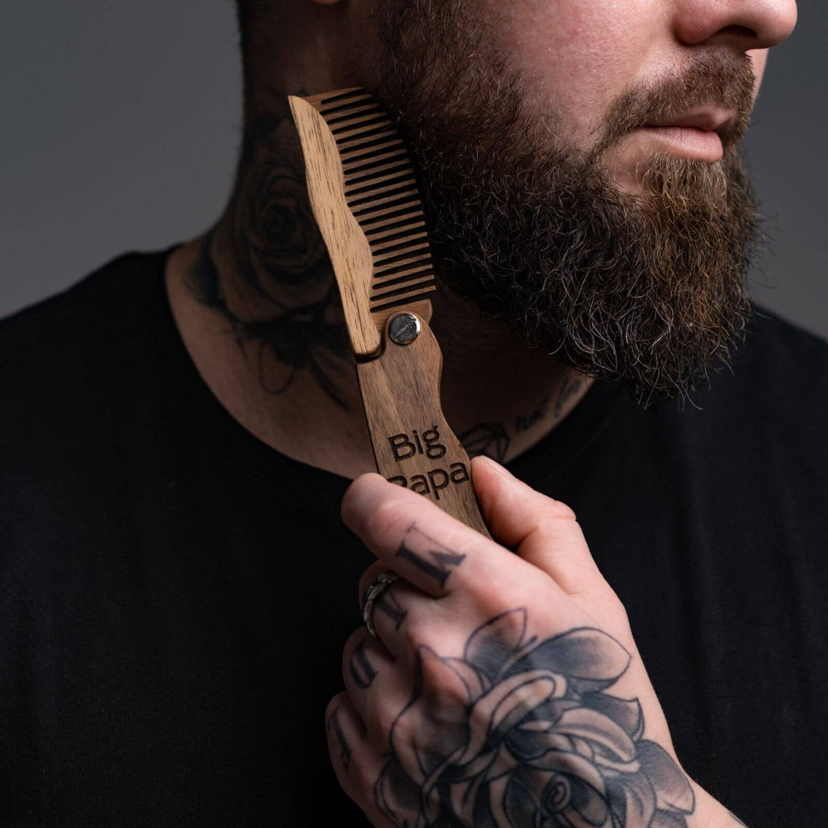 Wooden Beard Comb - Man In Hat 🔥