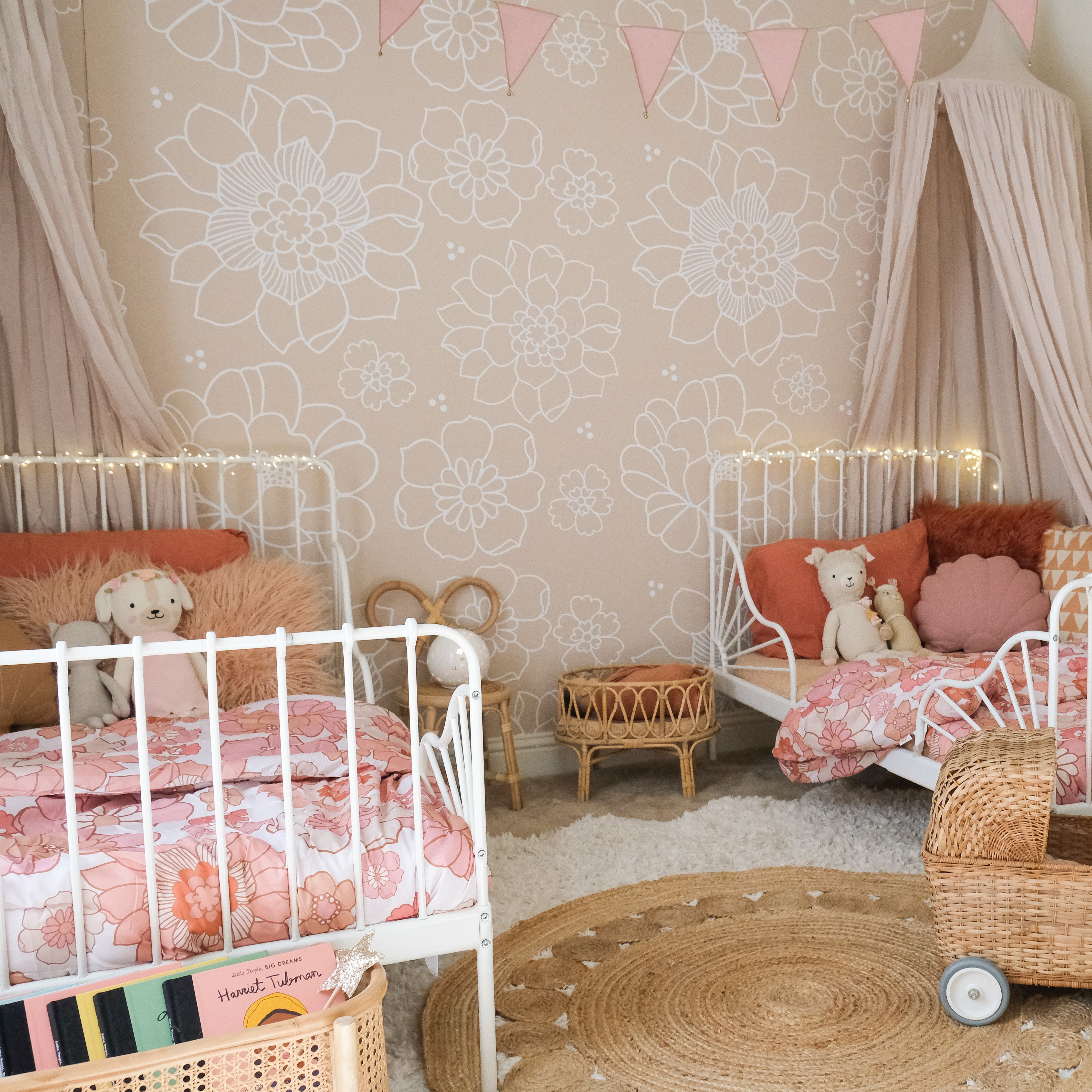 Ellis Wallpaper By Indy And Pippa