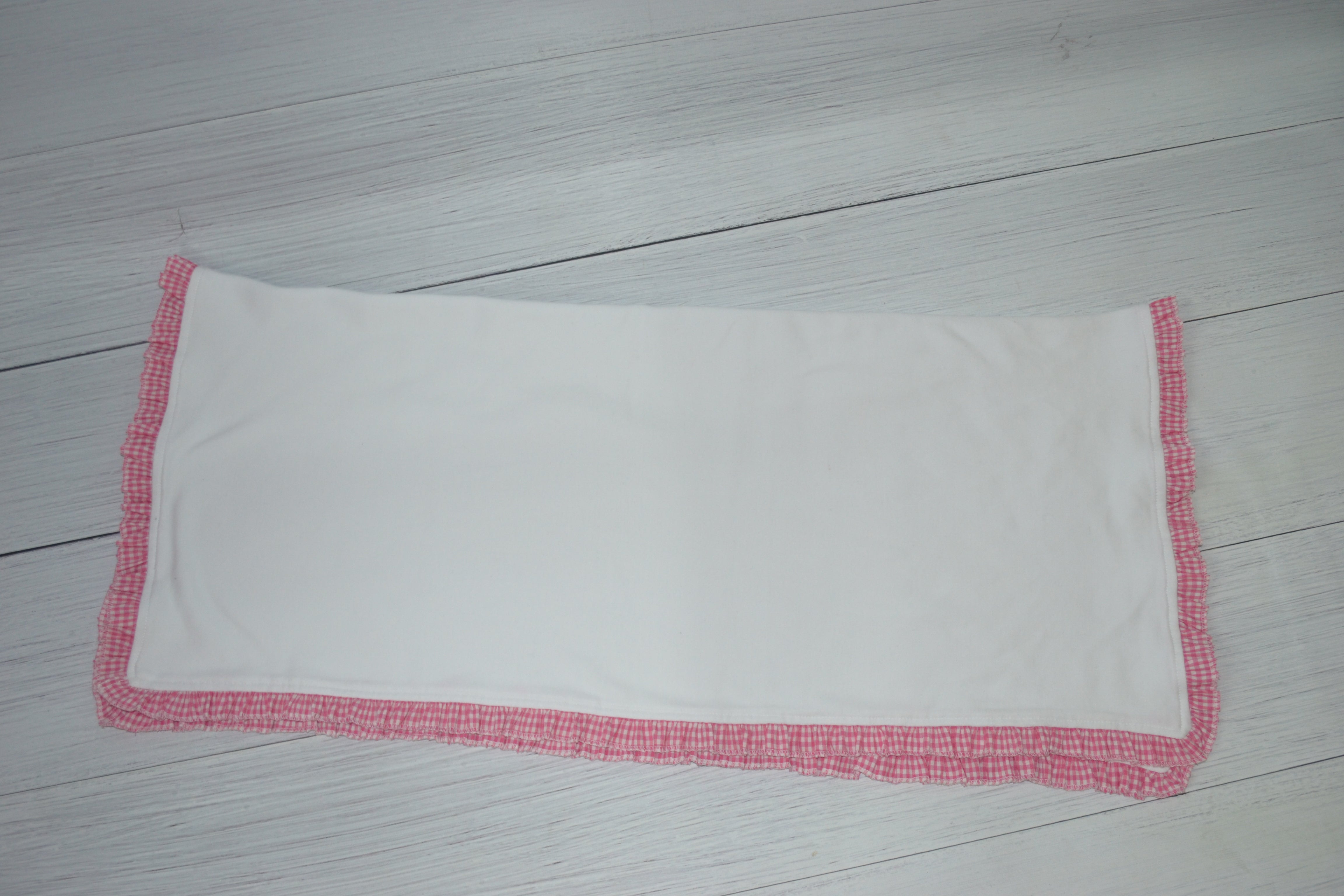 Gingham Ruffle Trim Blanket - Pink