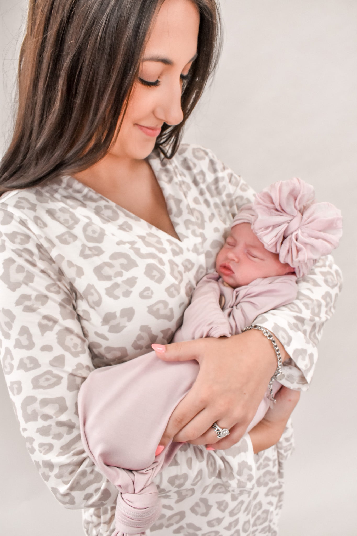 Natural Leopard | Bamboo Knit Mommy Robe