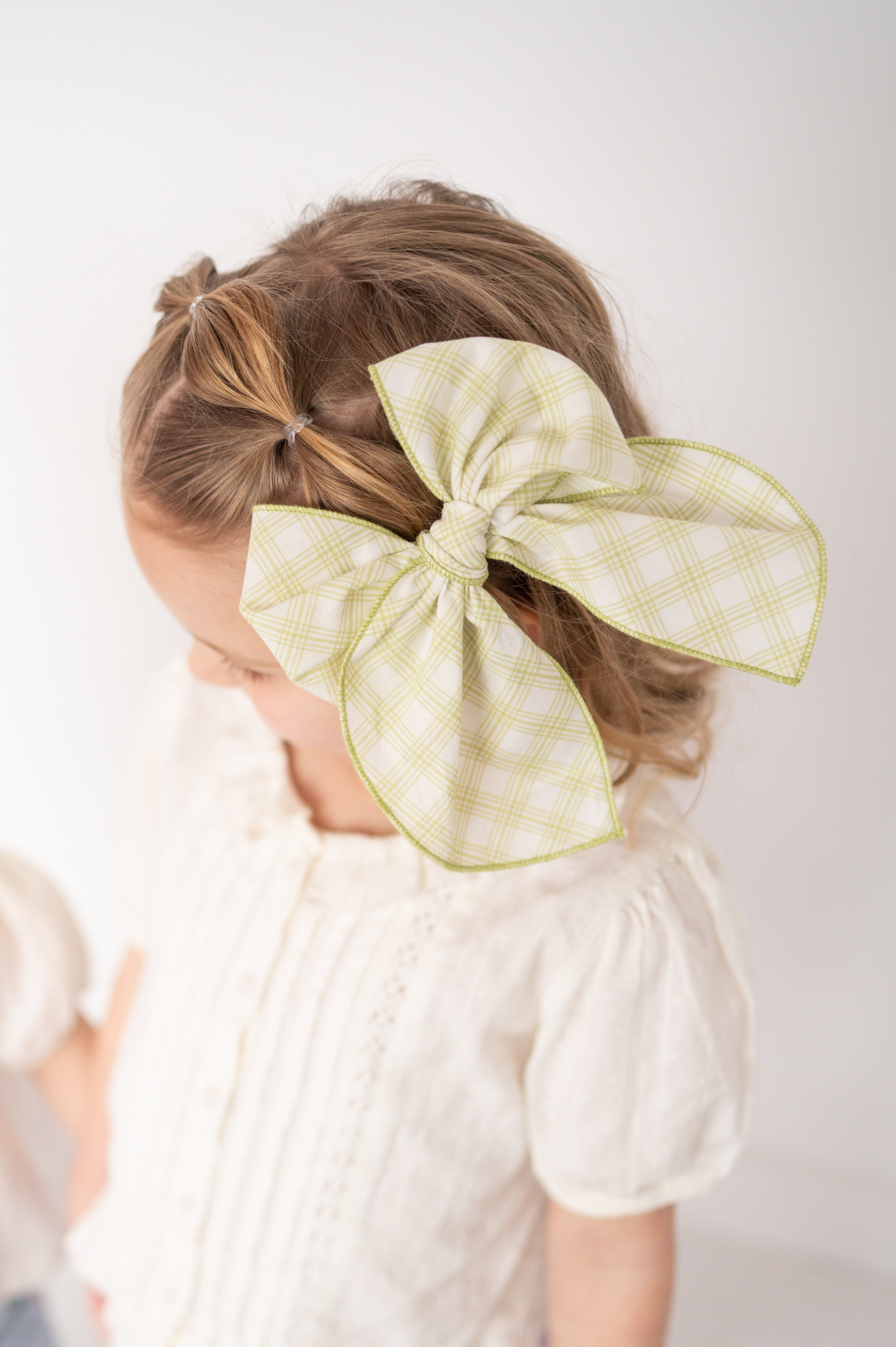 Clover | Party Bow