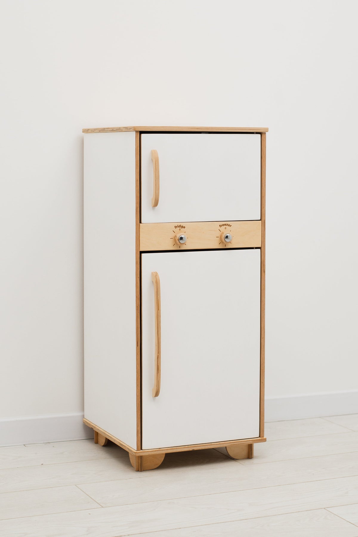 Play Fridge