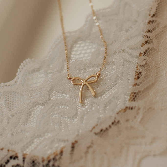 Lily Bow Necklace