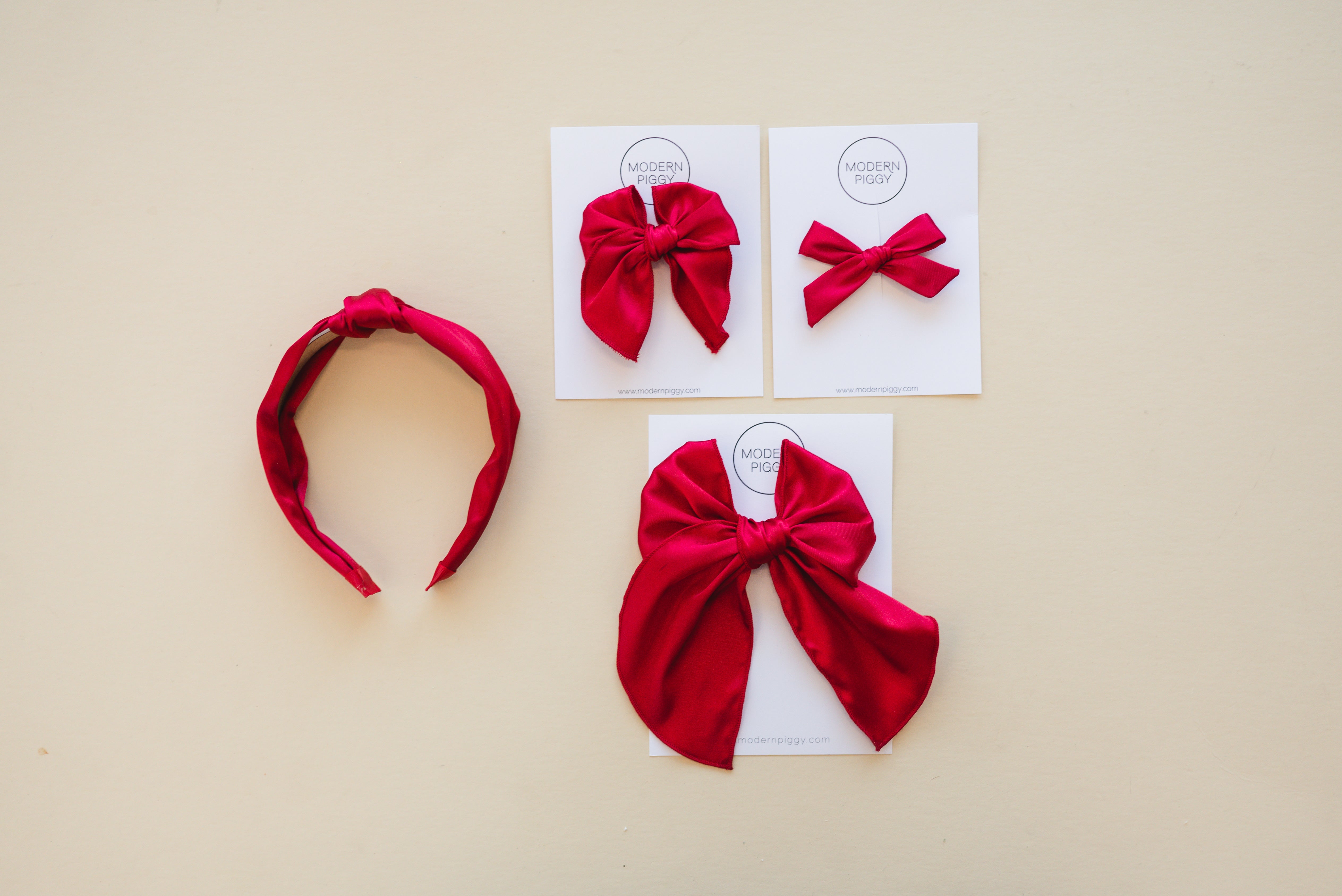 Noelle | Party Bow