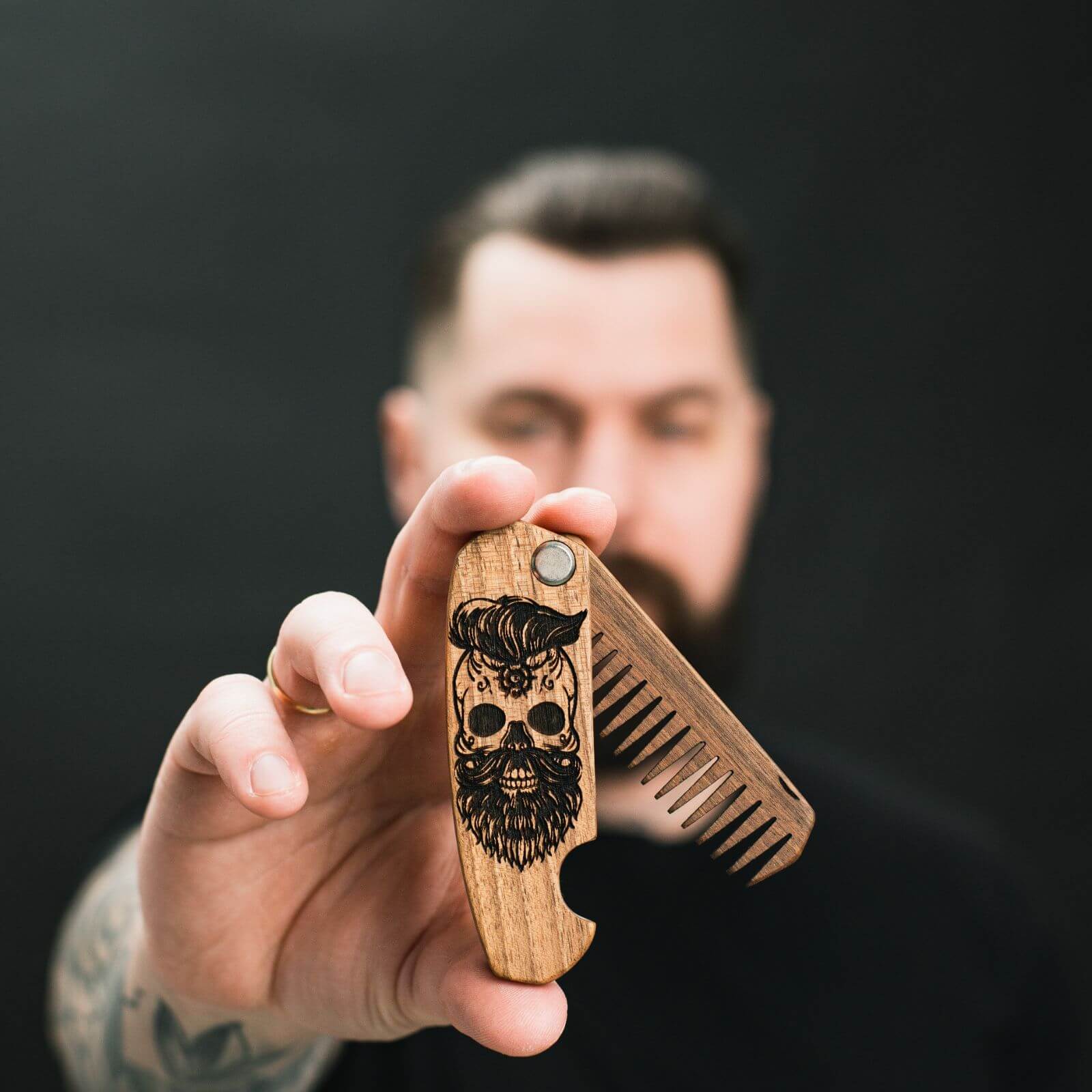 Wooden Beard Comb - Skull