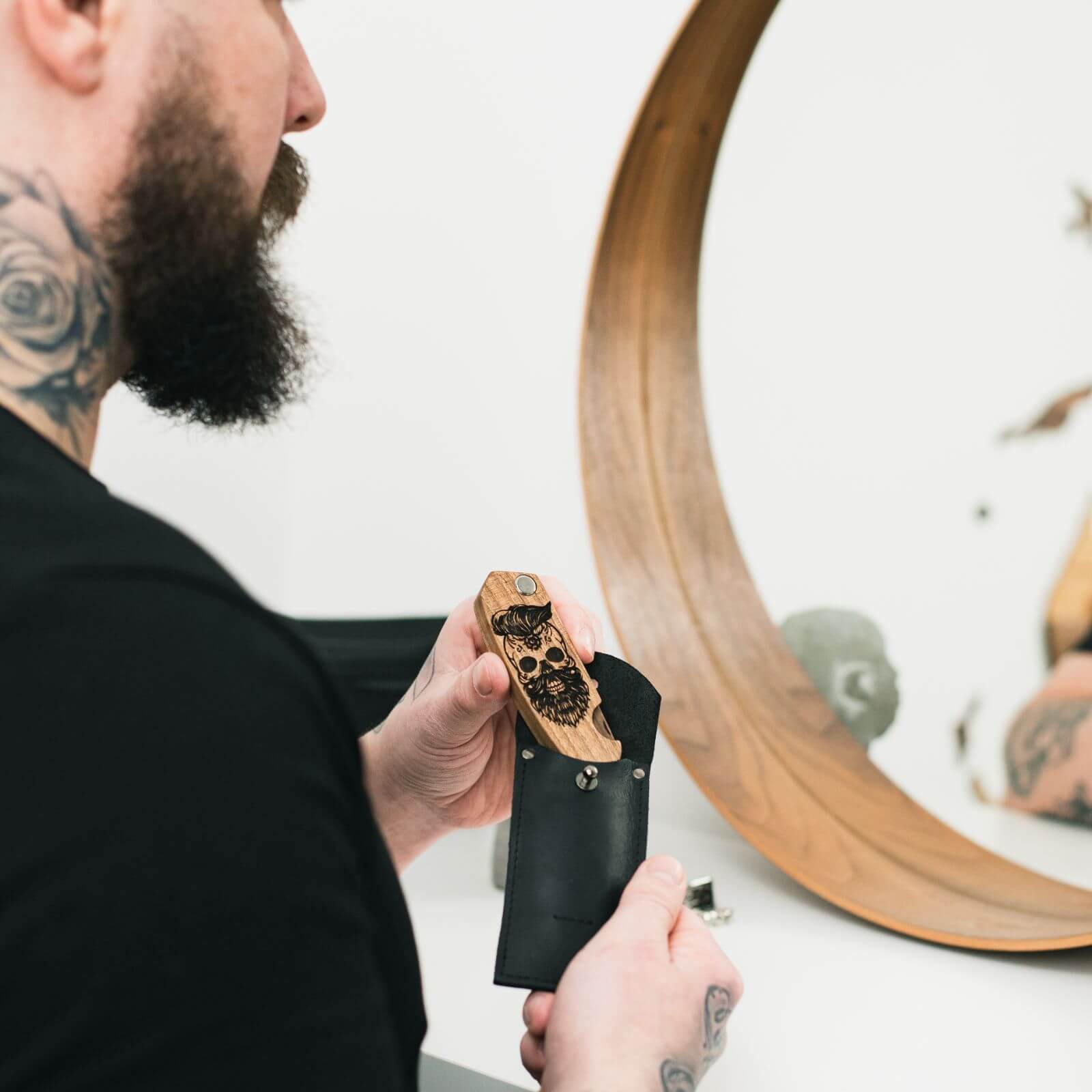 Wooden Beard Comb - Skull