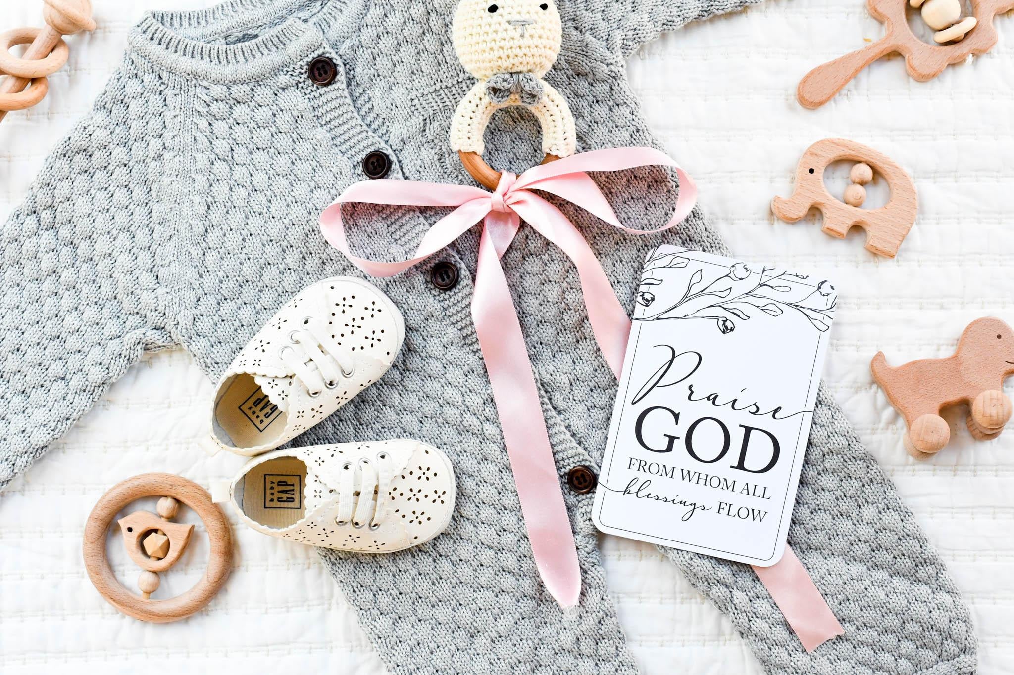 Pregnancy Announcement & Milestone Cards