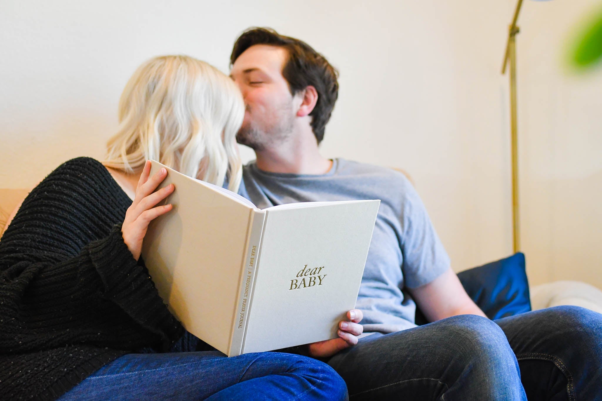 Dear Baby: Pregnancy Prayer Journal