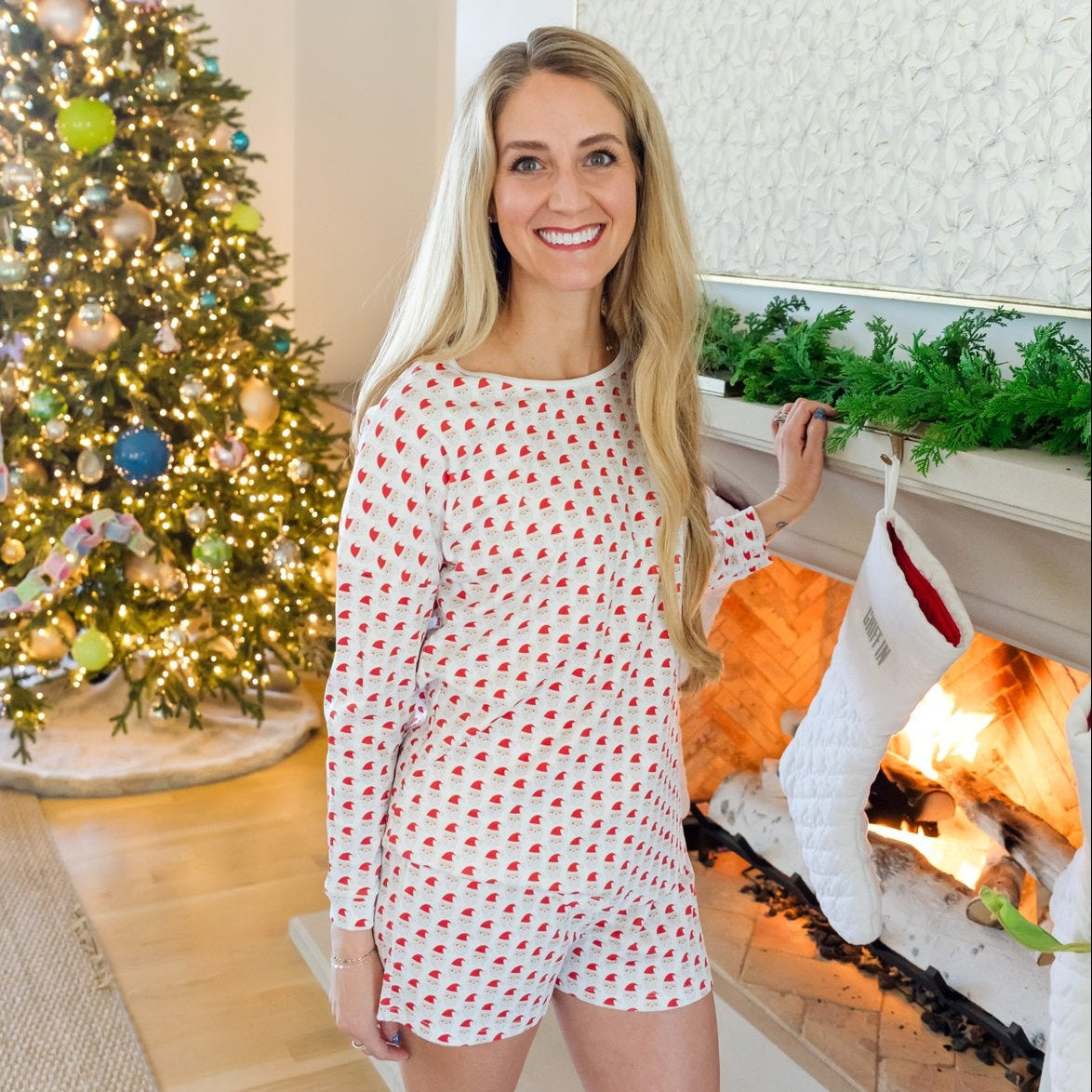 Anna Women's Longsleeve Top Short Set - Whimsical Santa
