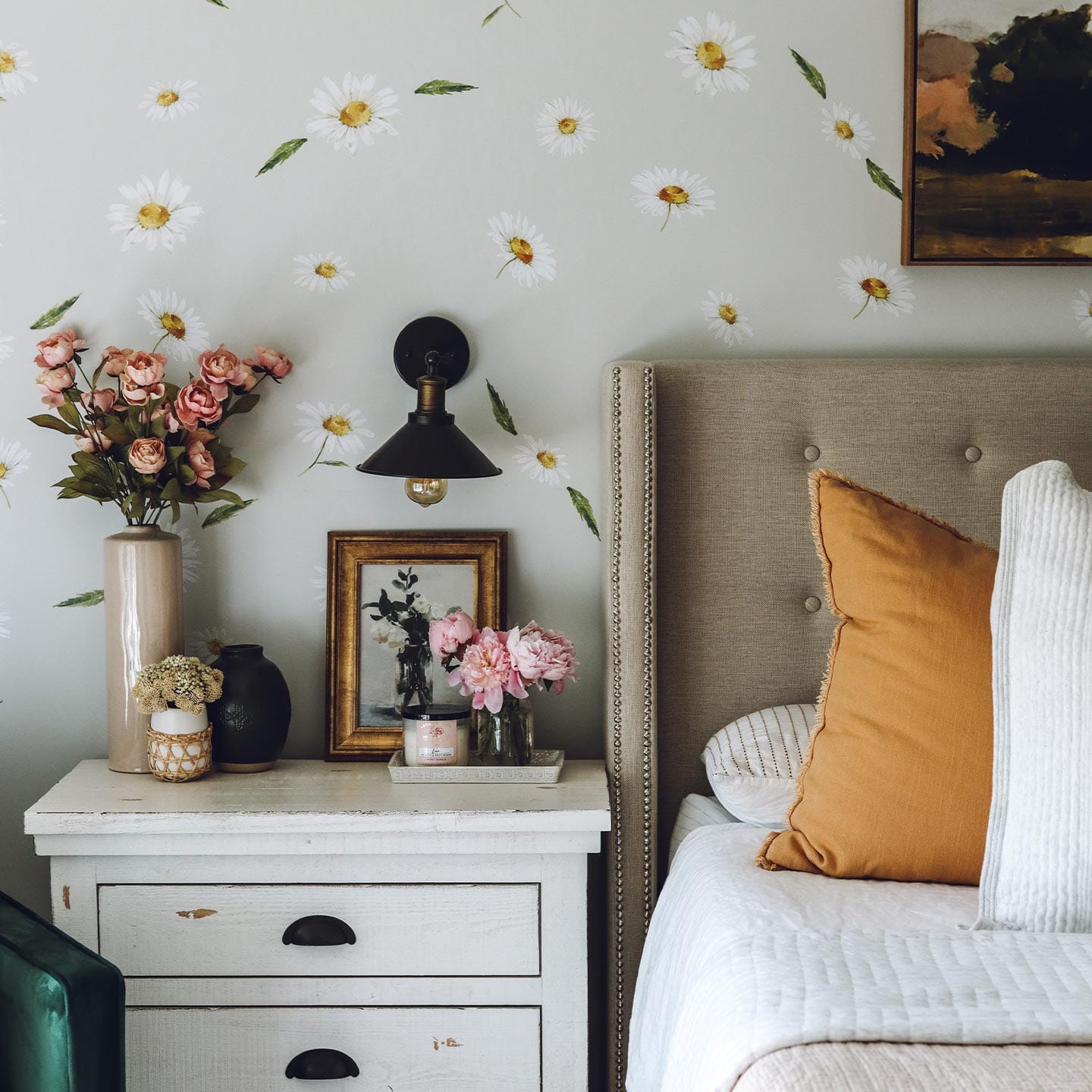 Classic Daisy Wall Decals