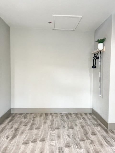 Dezirae- Smart Gym Organizer For Tonal