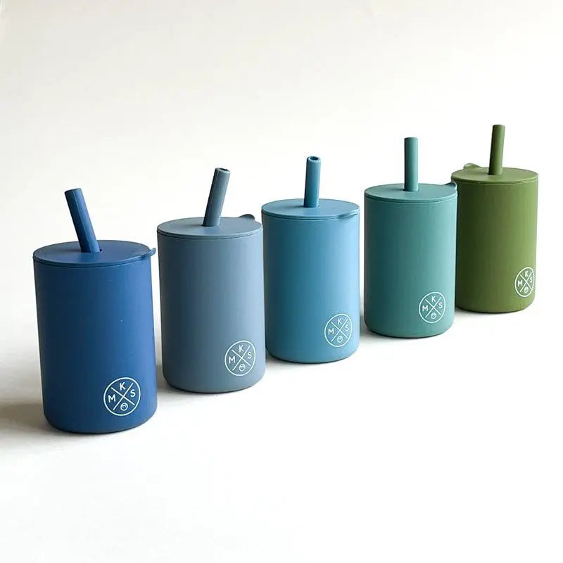 Drinking Cup With Straw - Charcoal