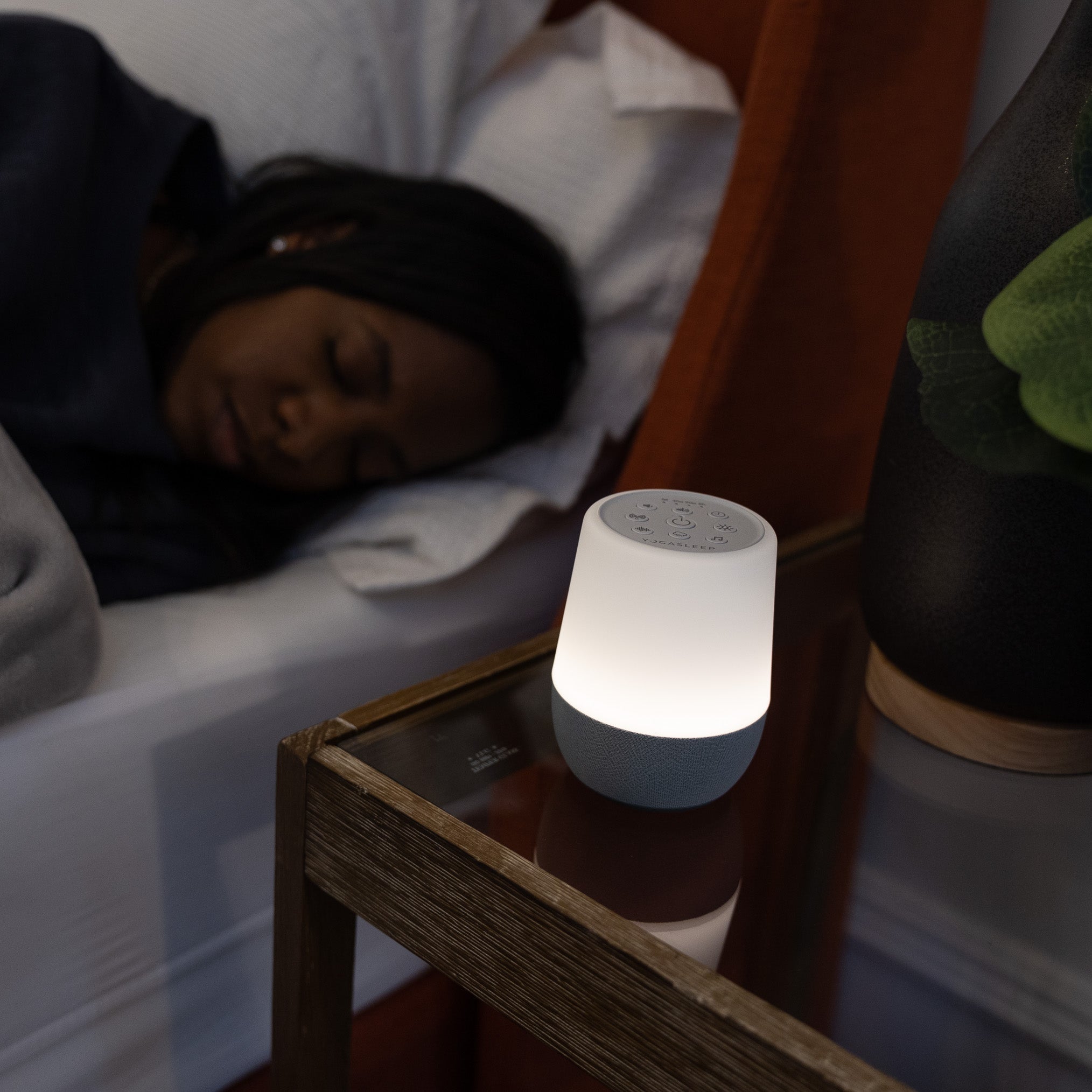 Duet White Noise Machine With Night Light And Wireless Speaker