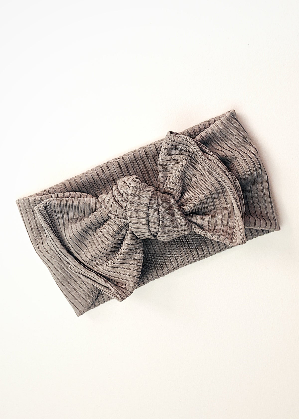Stone Ribbed Knit Bow