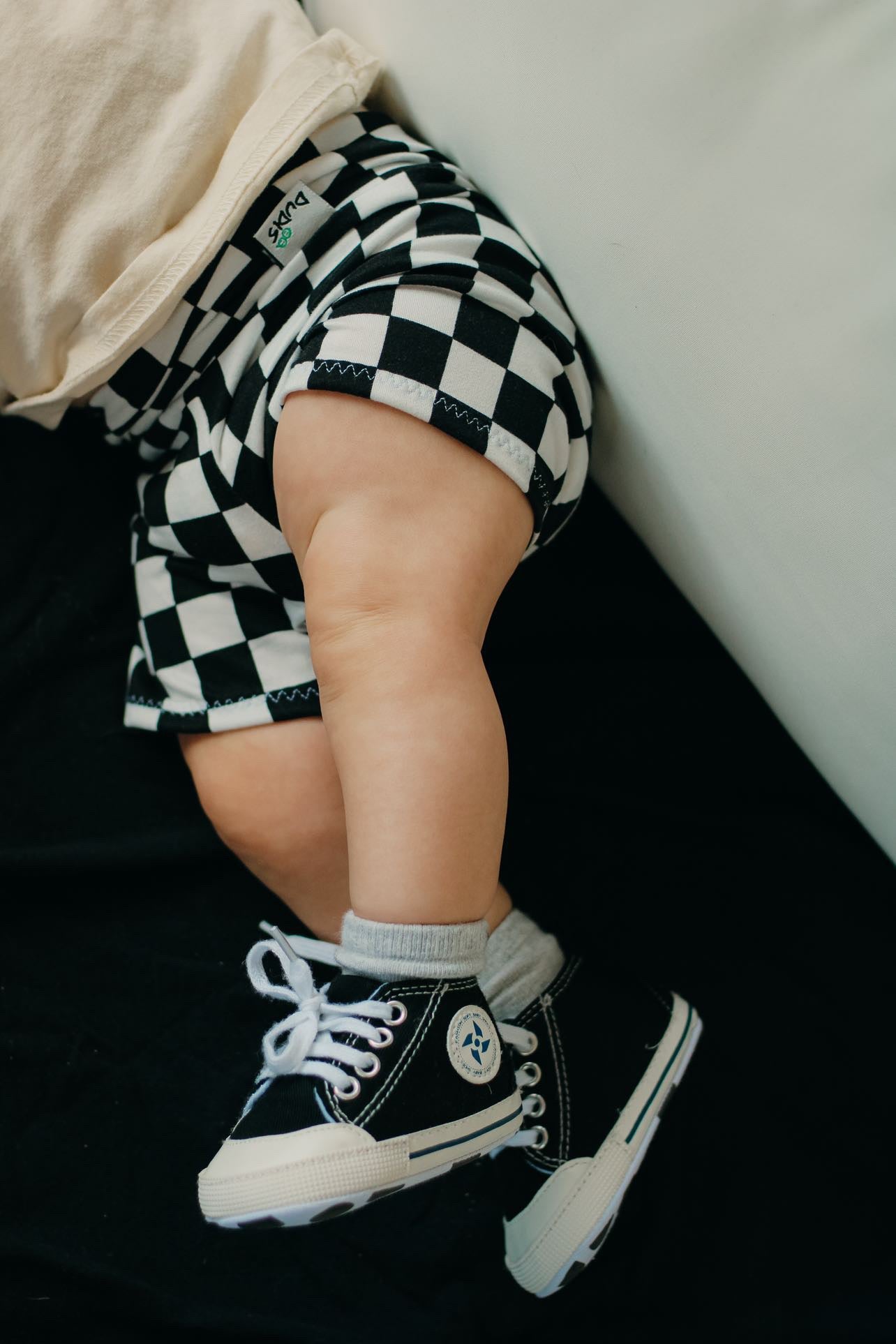 Black Retro Checkered Bummies