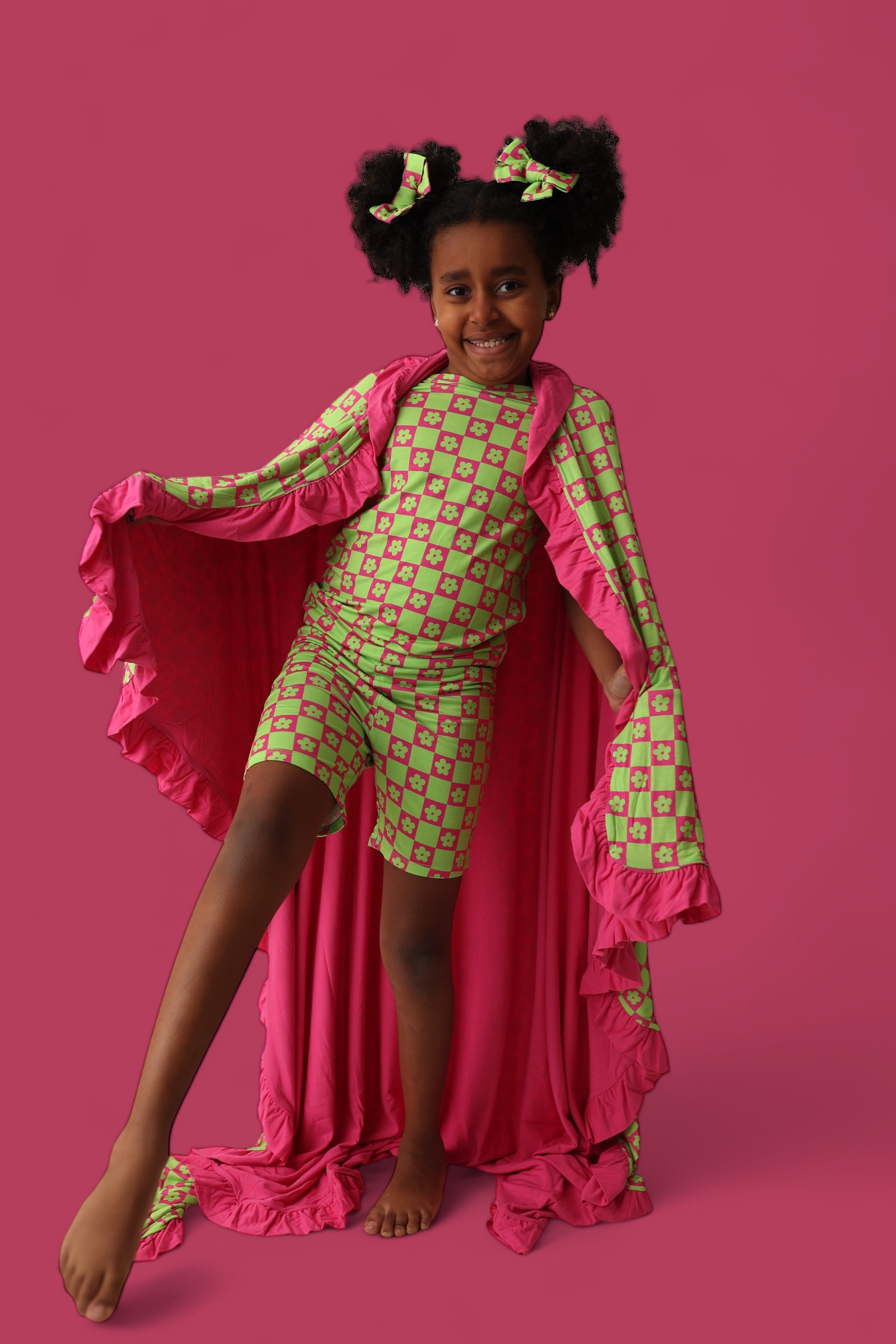 Wild Daisy Checkers Dream Ruffle Blanket