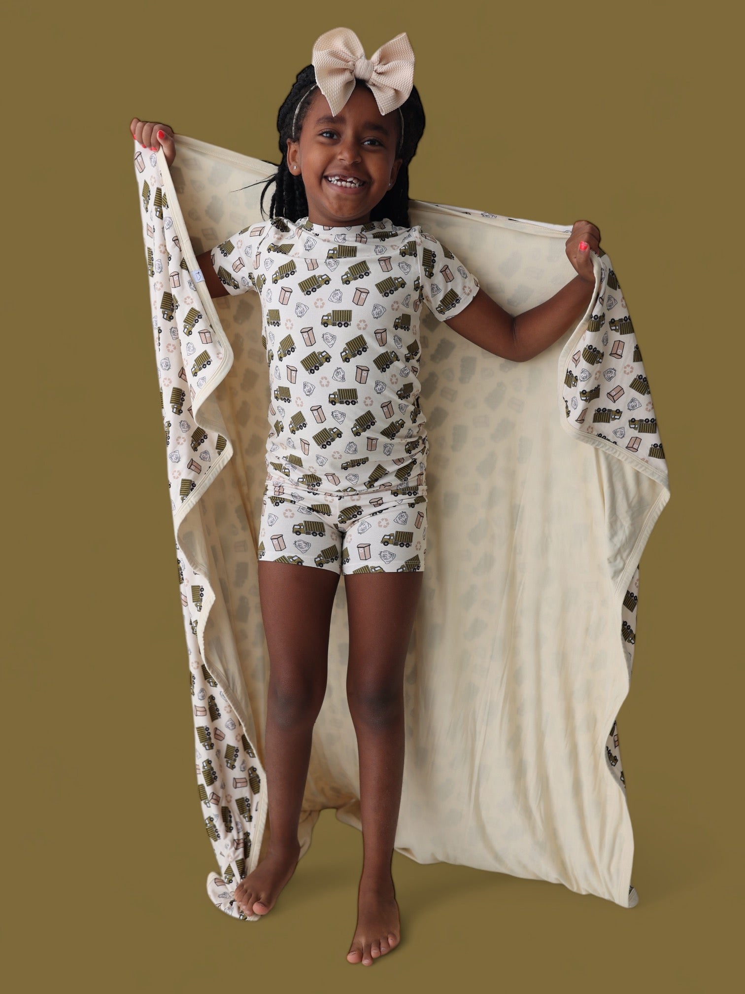 Good Ol' Garbage Dream Short Set