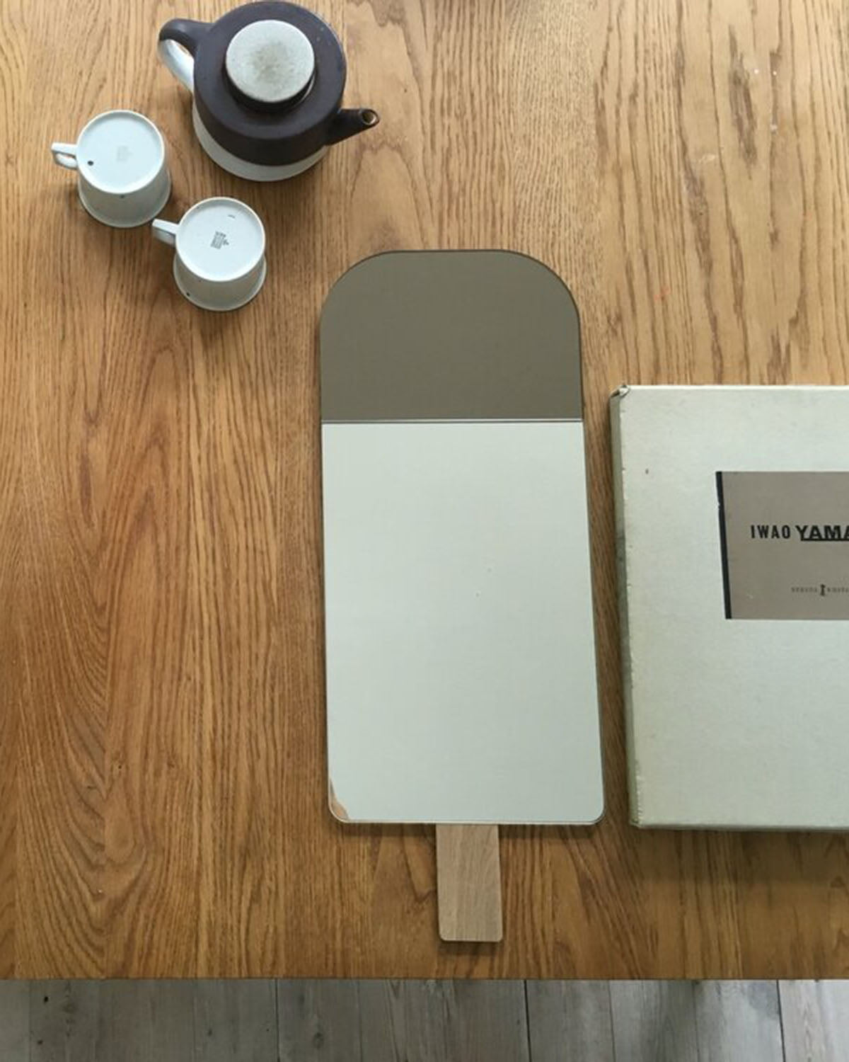 Mirror Ice Cream Smoked Grey
