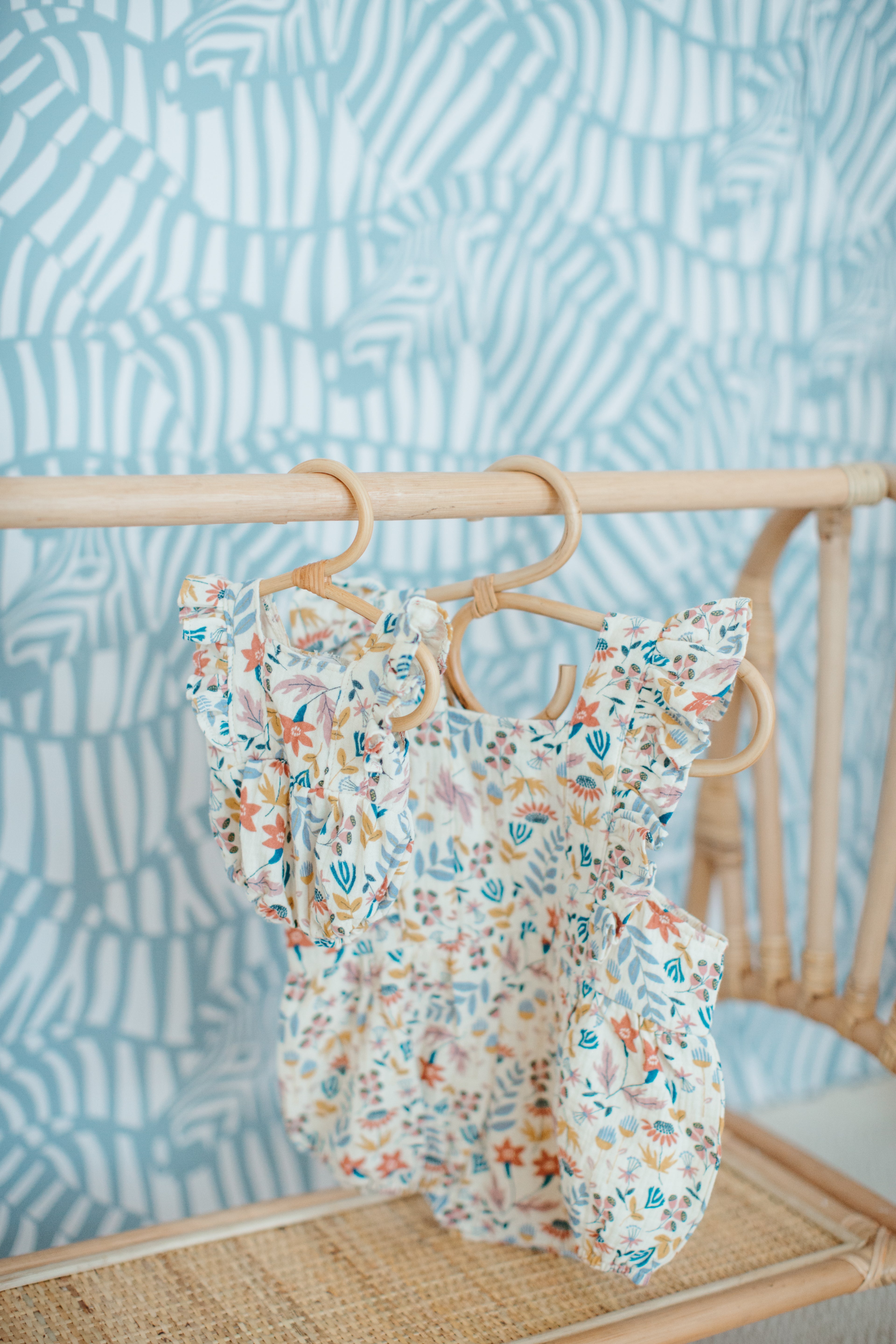 Muslin Flutter Sleeve Romper - Earthtone Floral