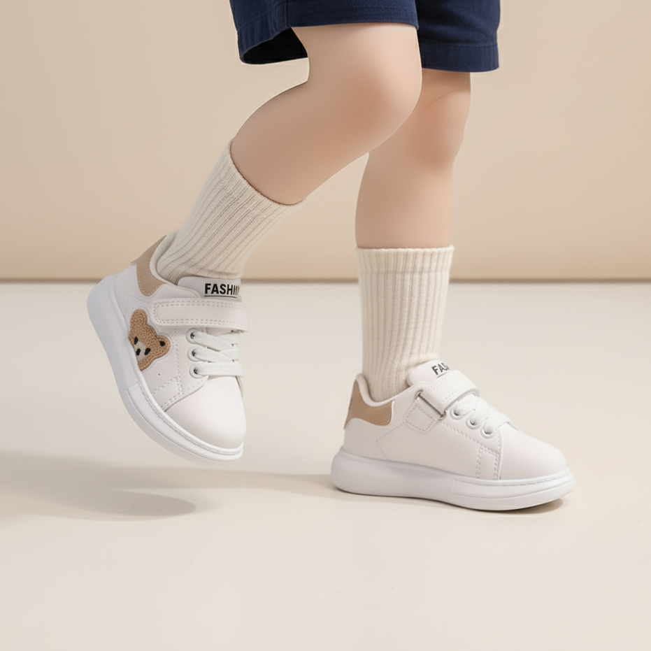 Easy-wear Panda Sneakers Ages 1-7
