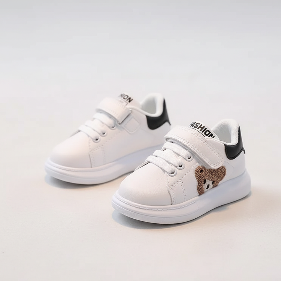 Easy-wear Panda Sneakers Ages 1-7