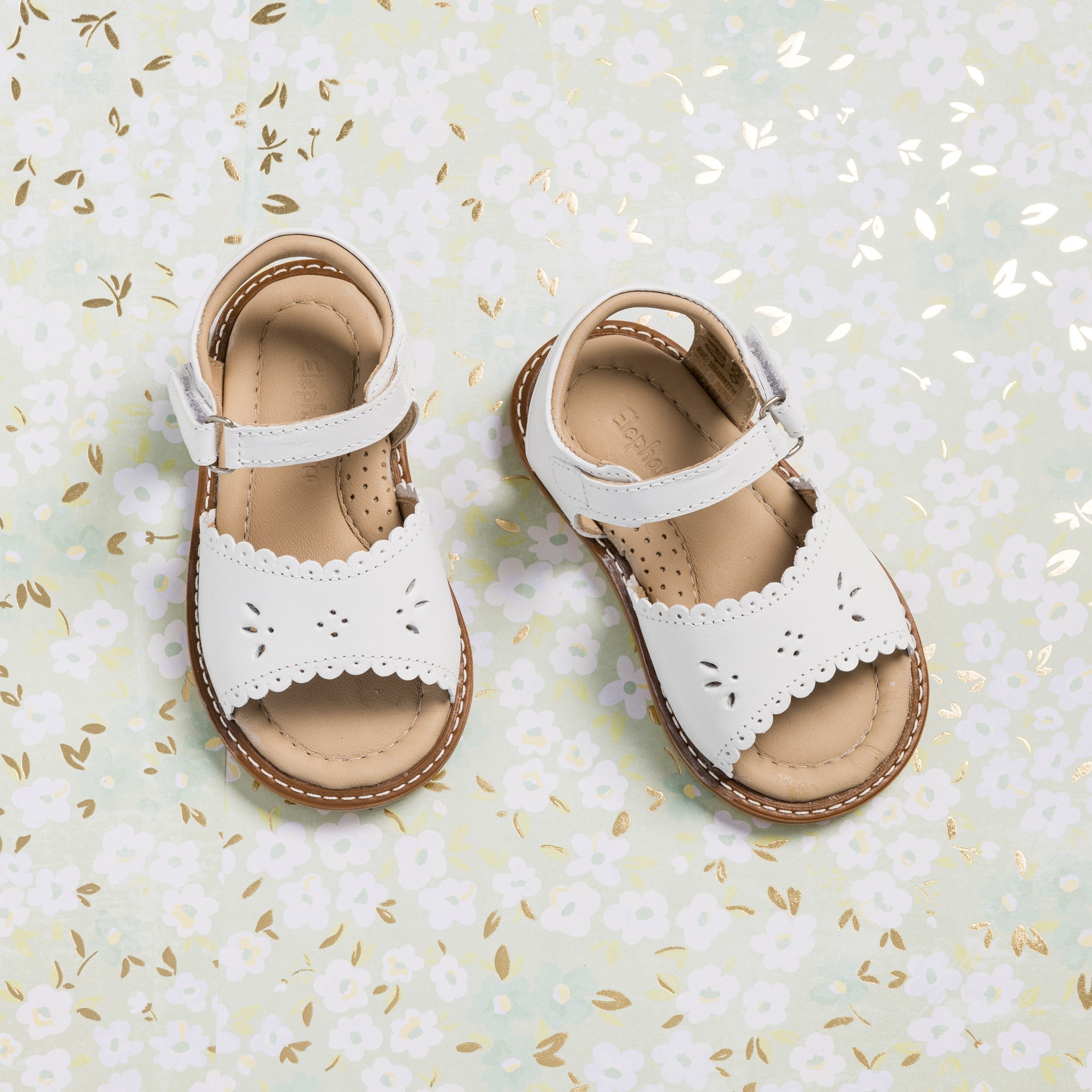 Classic Sandal With Scallop Toddler White