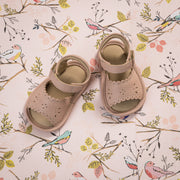 Sandal W/scallop Pink