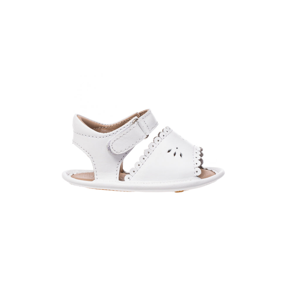 Sandal W/scallop White