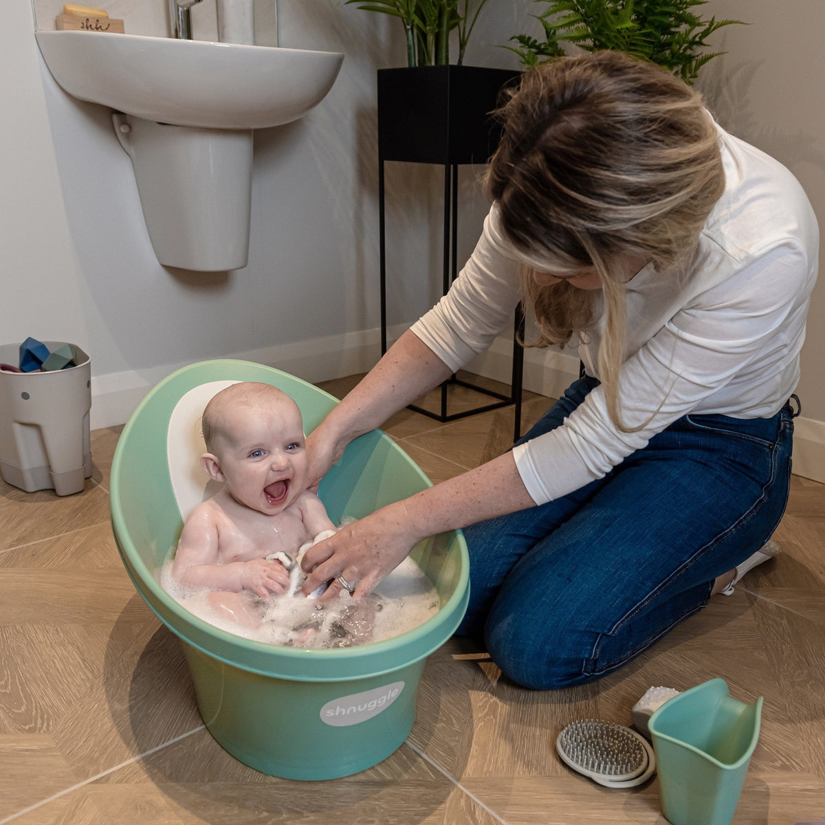 Shnuggle Baby Bath | Reloved & Sanitized (open Box)