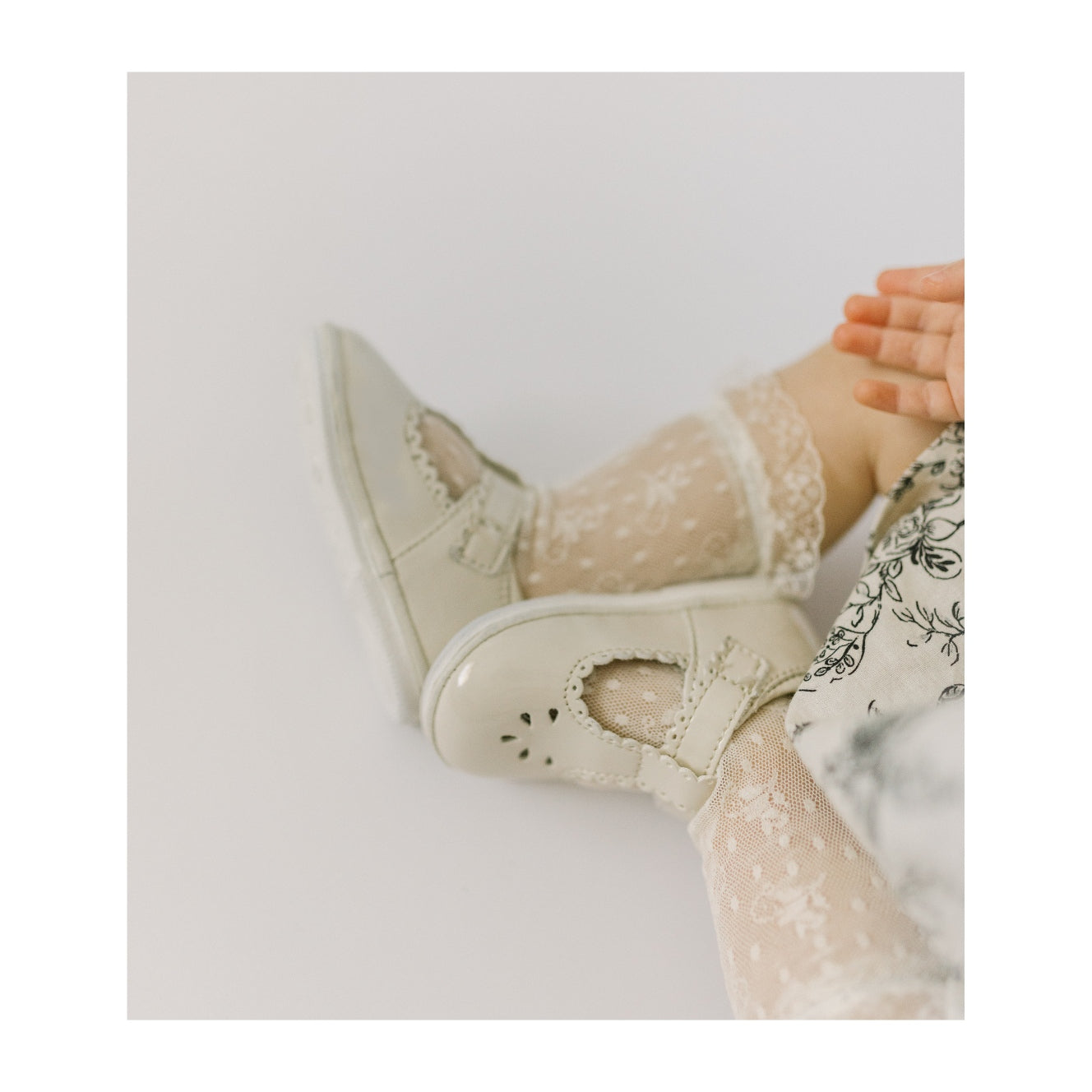 Dottie Scalloped T-strap Mary Jane (baby)