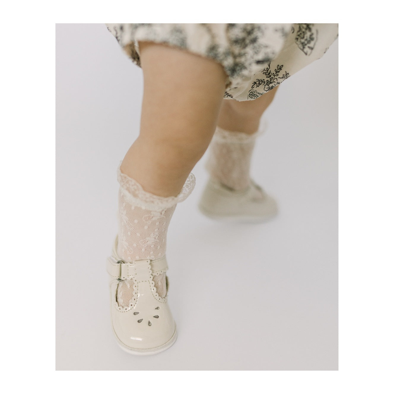 Dottie Scalloped T-strap Mary Jane (baby)
