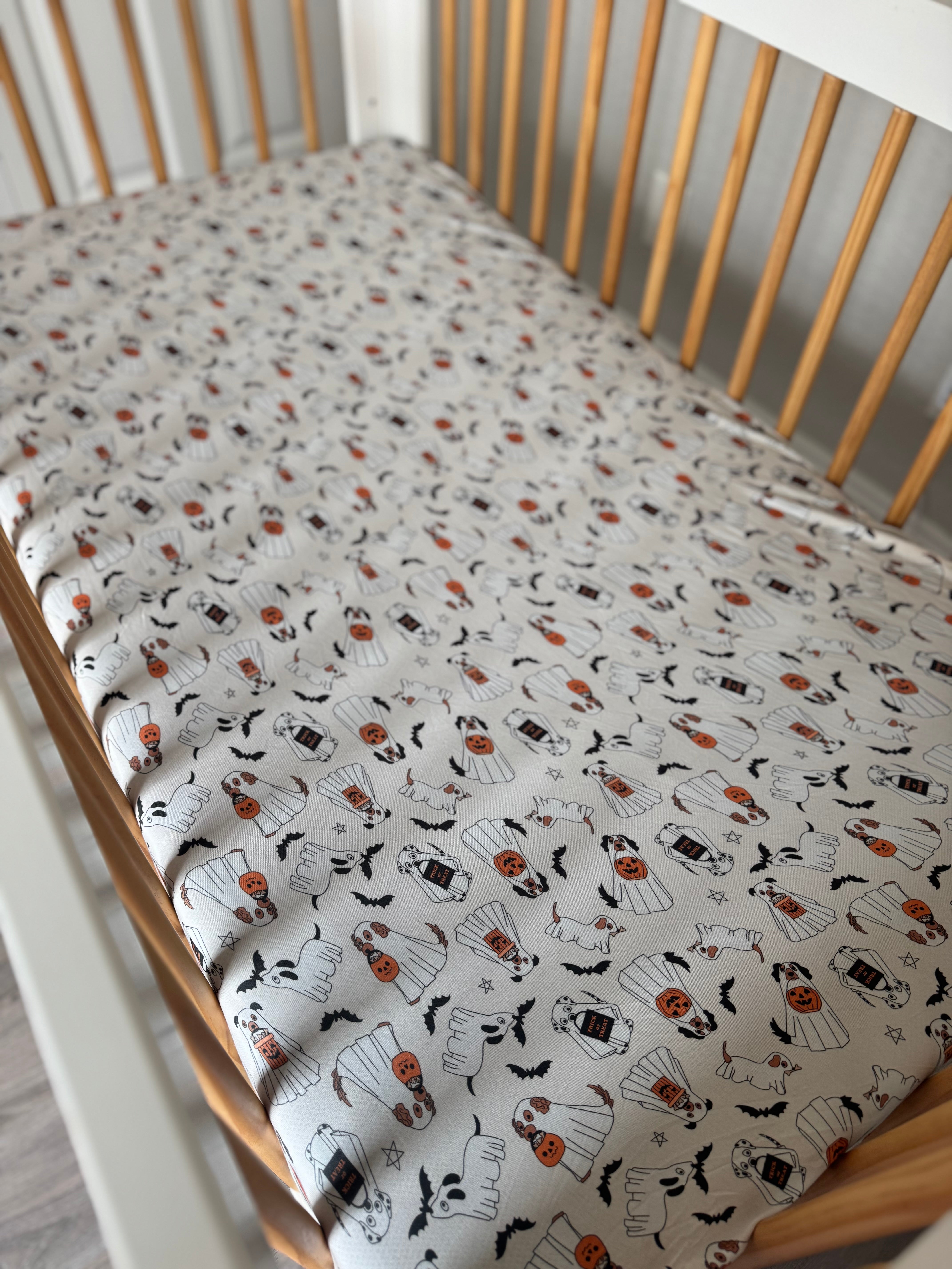 Howl-o-ween Pups (crib Sheet)