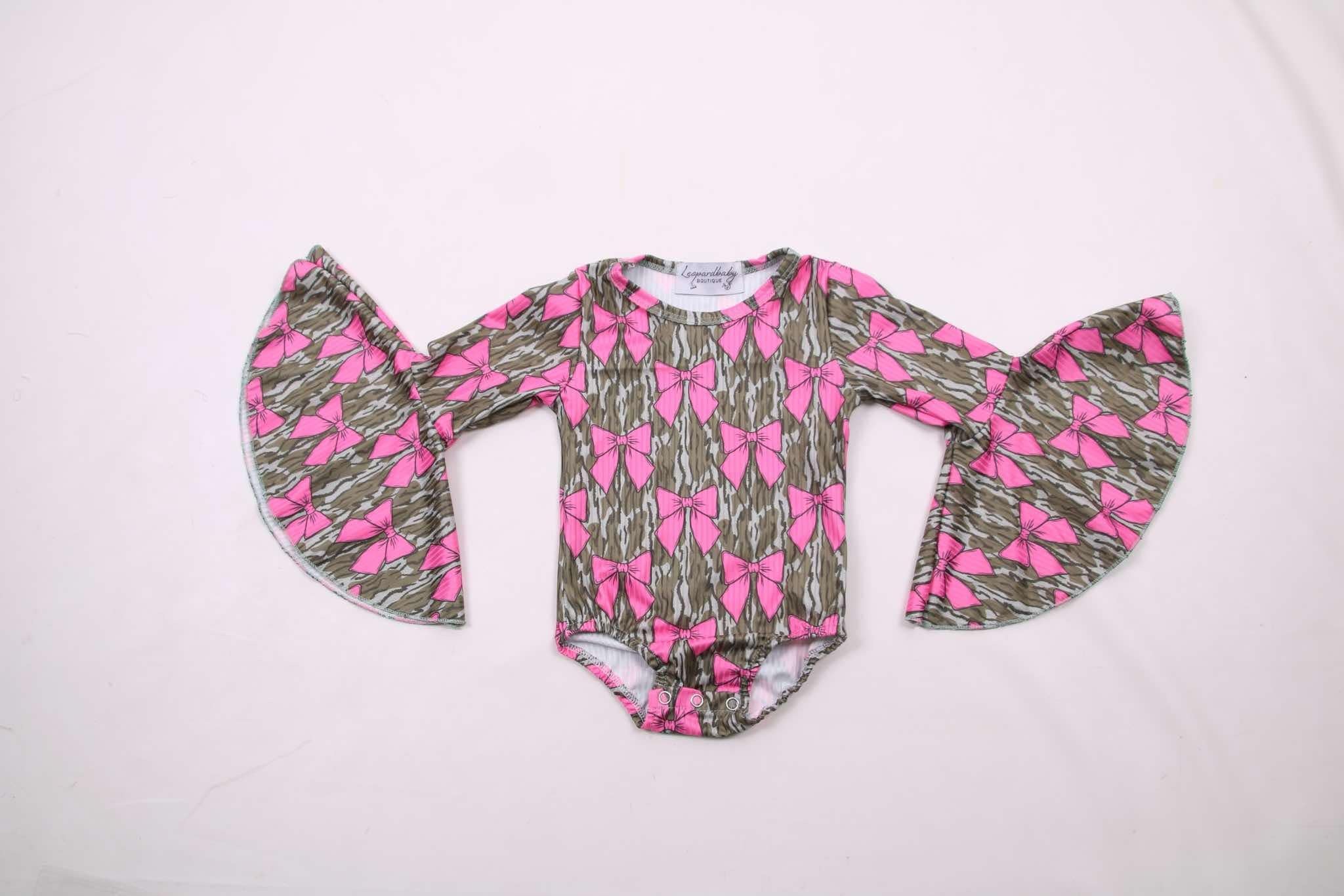 Camo Bows Bell Leo Only