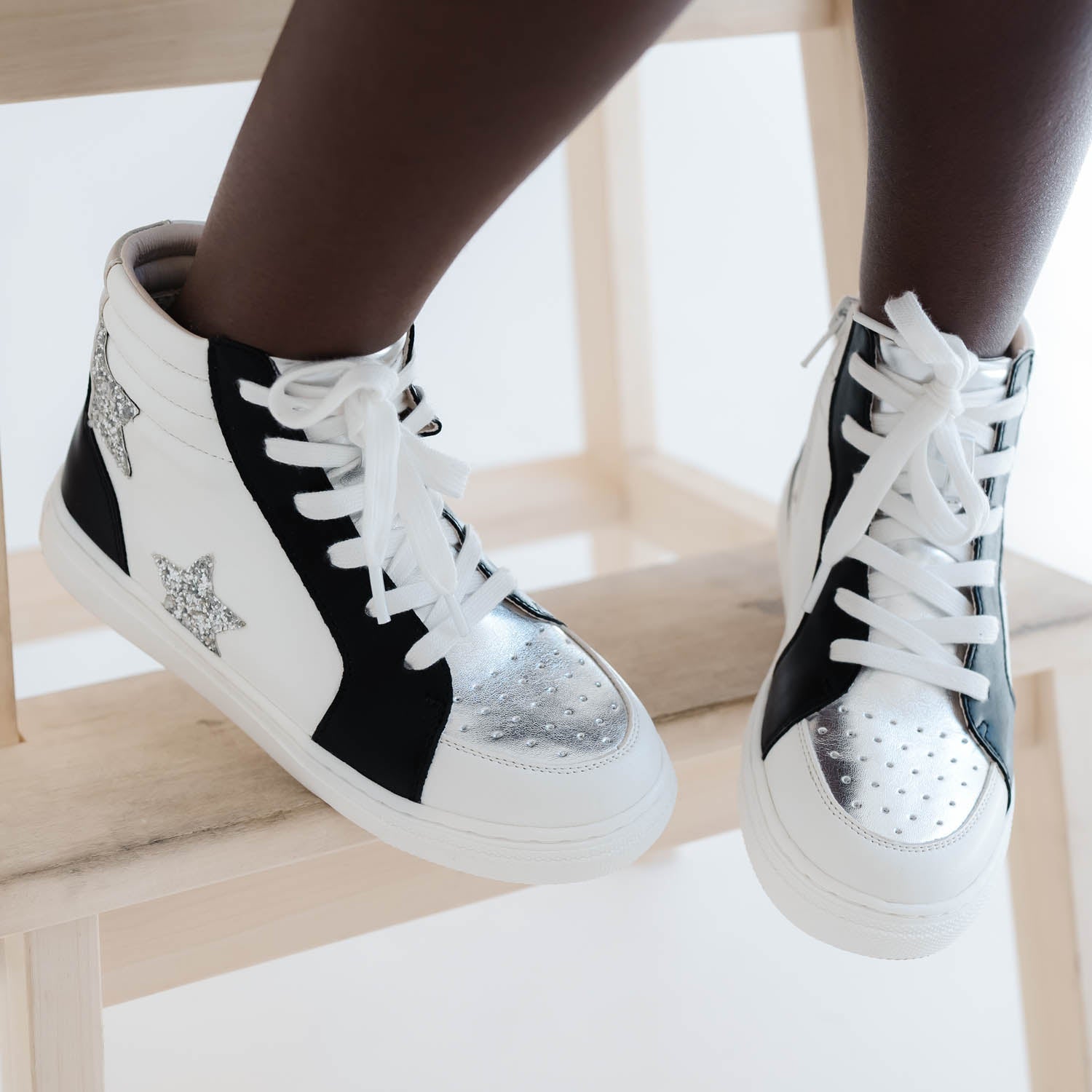 Miss Hannah Sneaker In Black & White - Kids