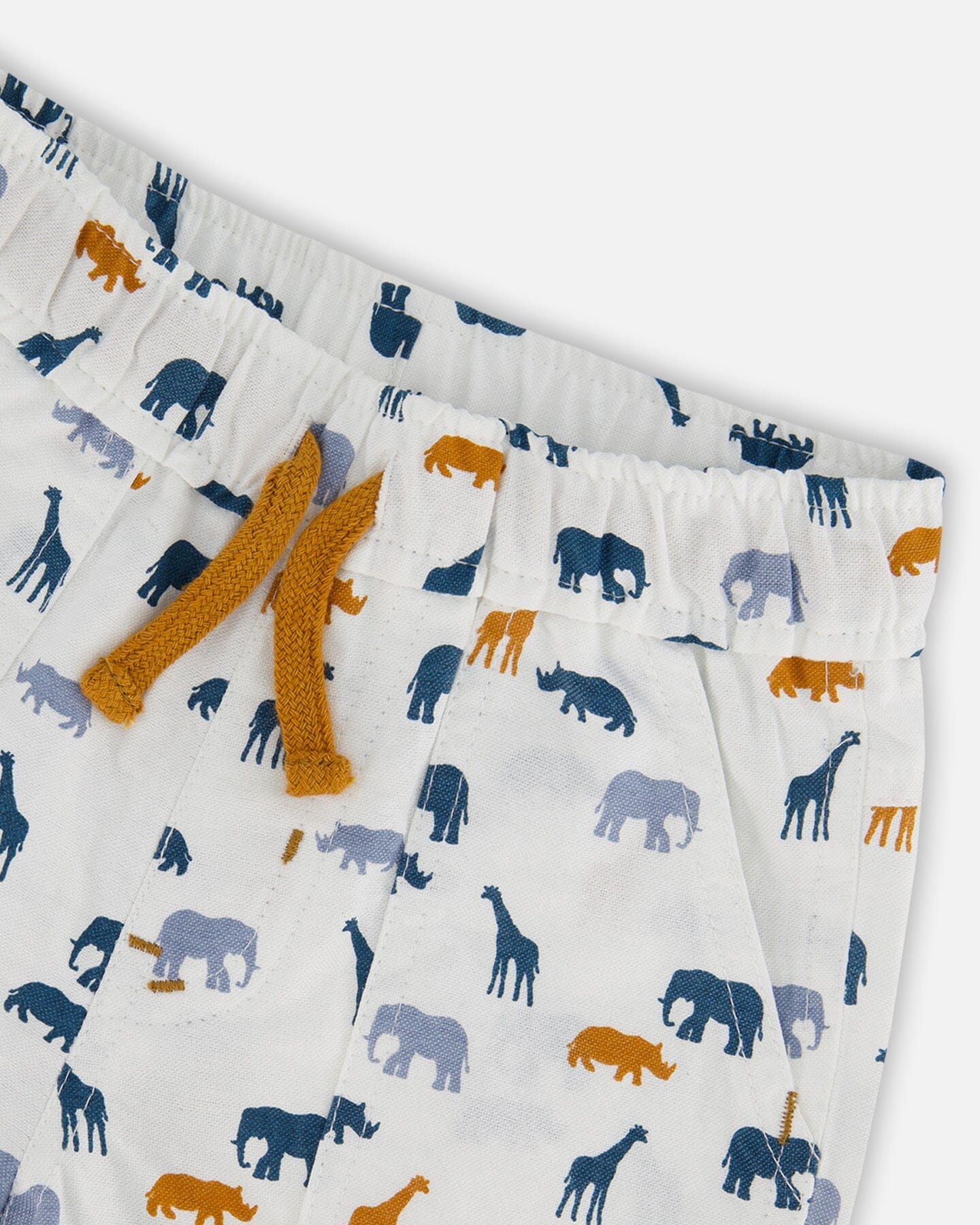 Poplin Short White Printed Jungle Friends